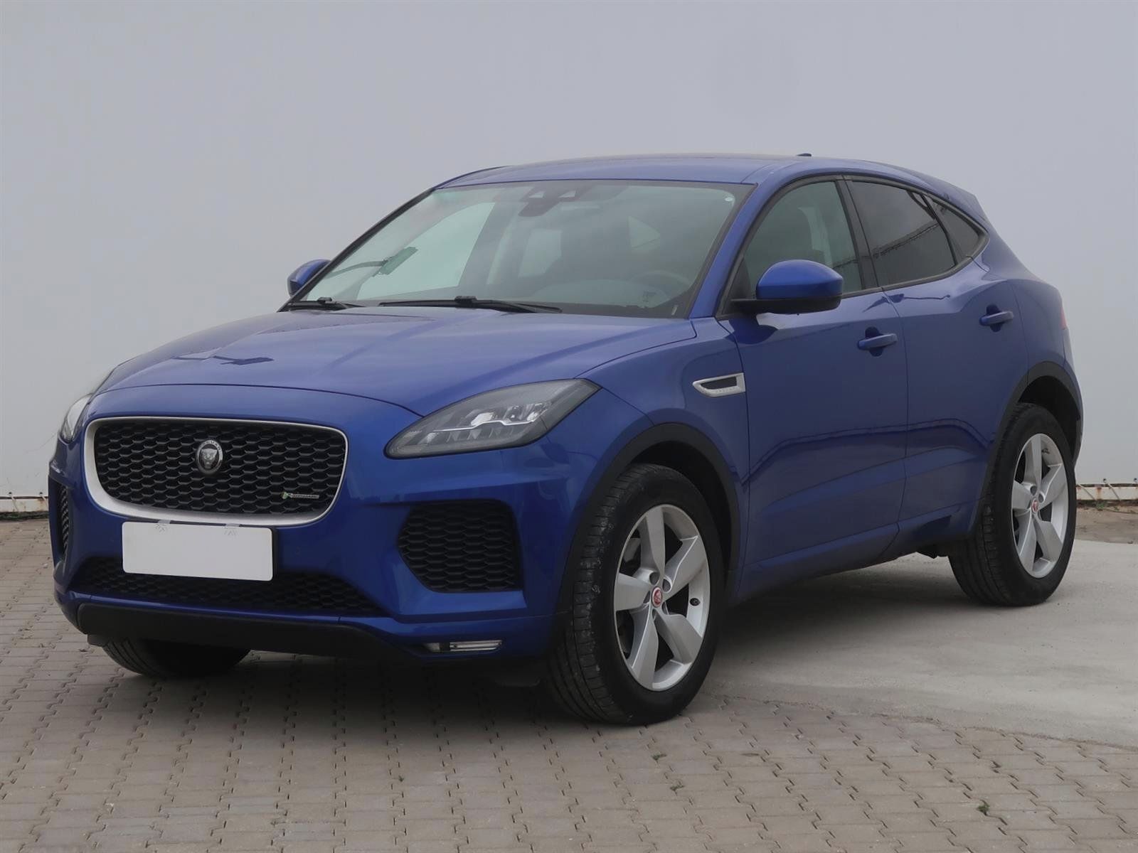 Jaguar E-Pace, D180 AWD, 4X4, Automat, Navi - fotka 2
