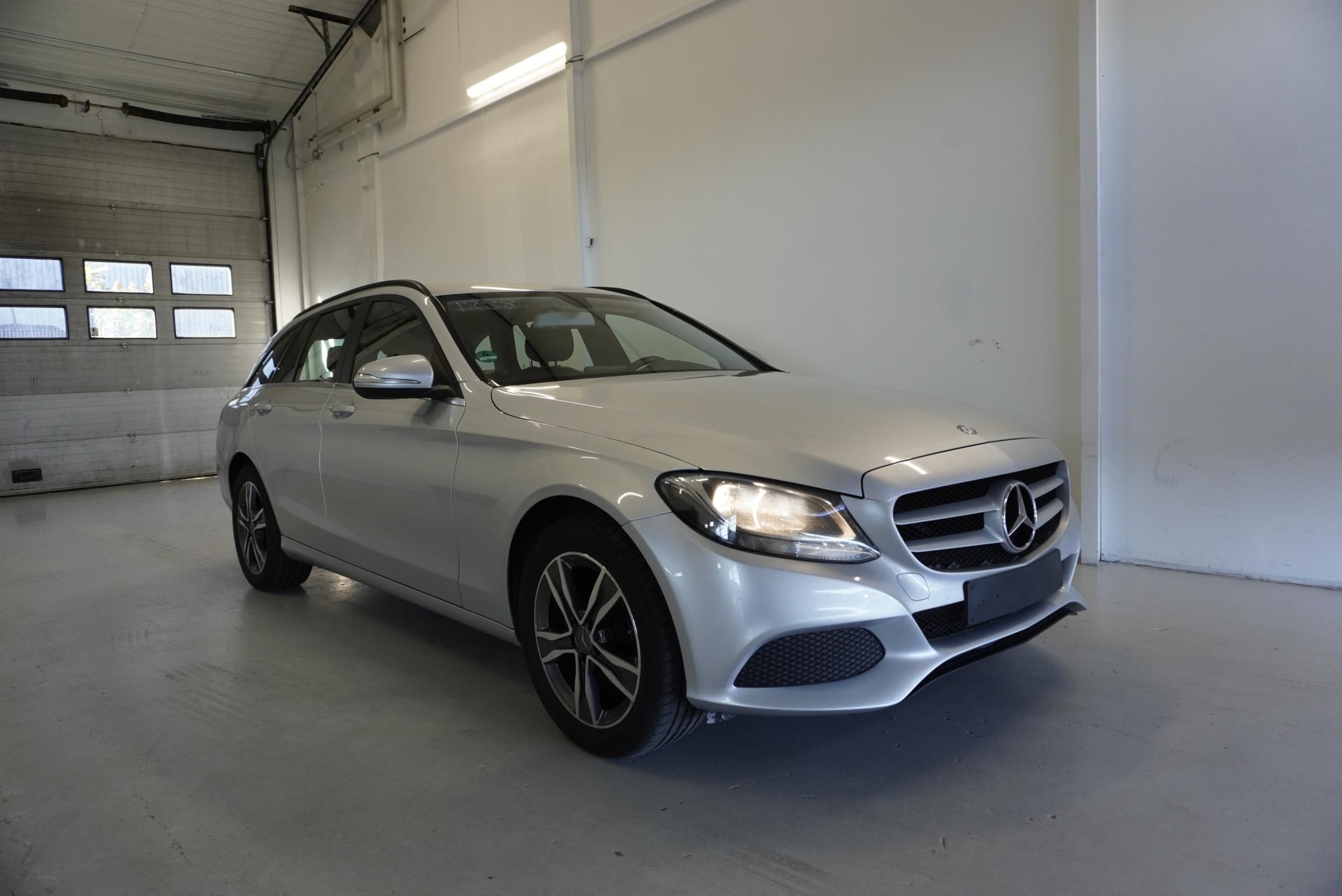 Mercedes-Benz Třídy C, C200 CDI - fotka 3