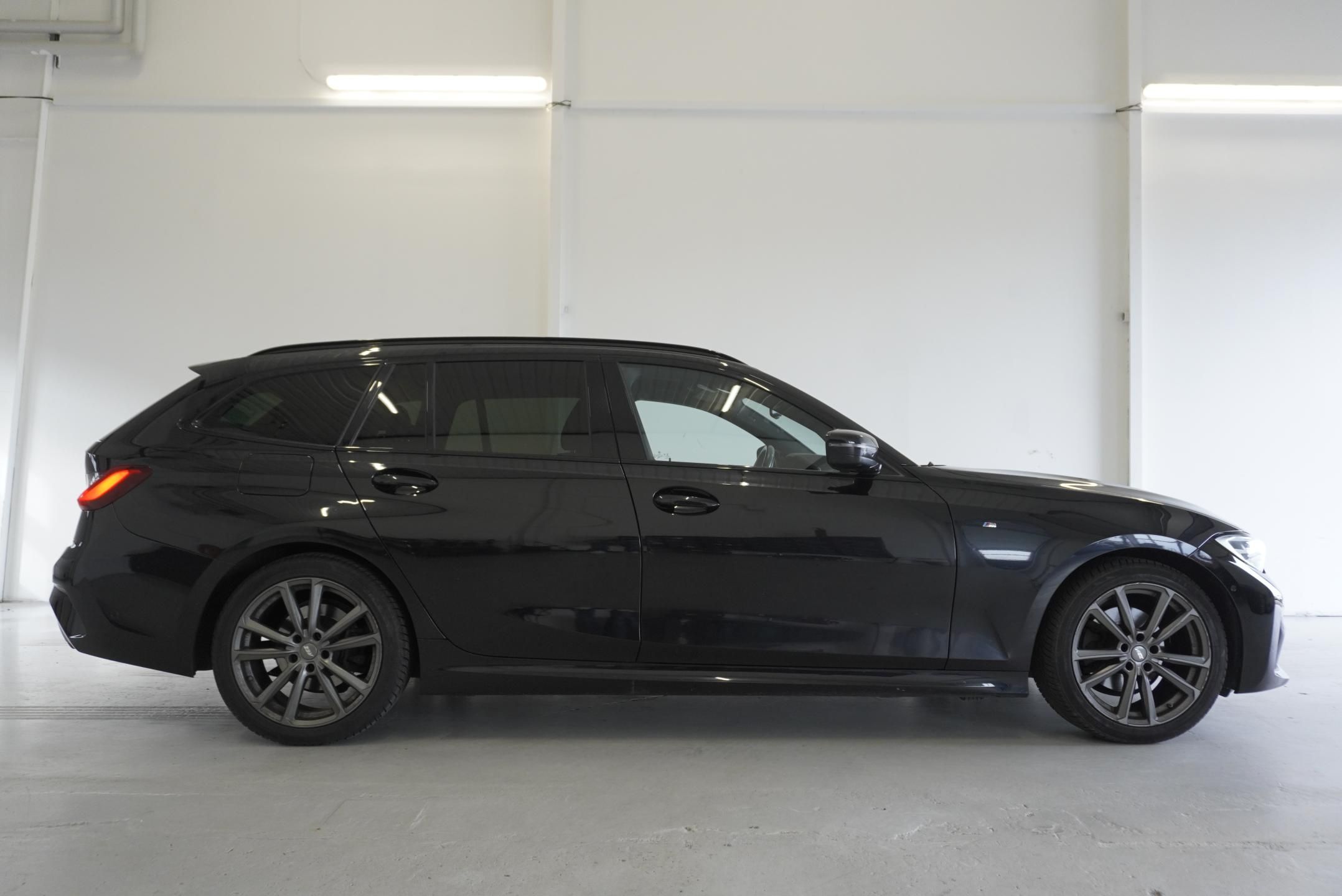 BMW Řada 3, 320D  2,0 M-SPORT XDRIVE AUT. - fotka 4