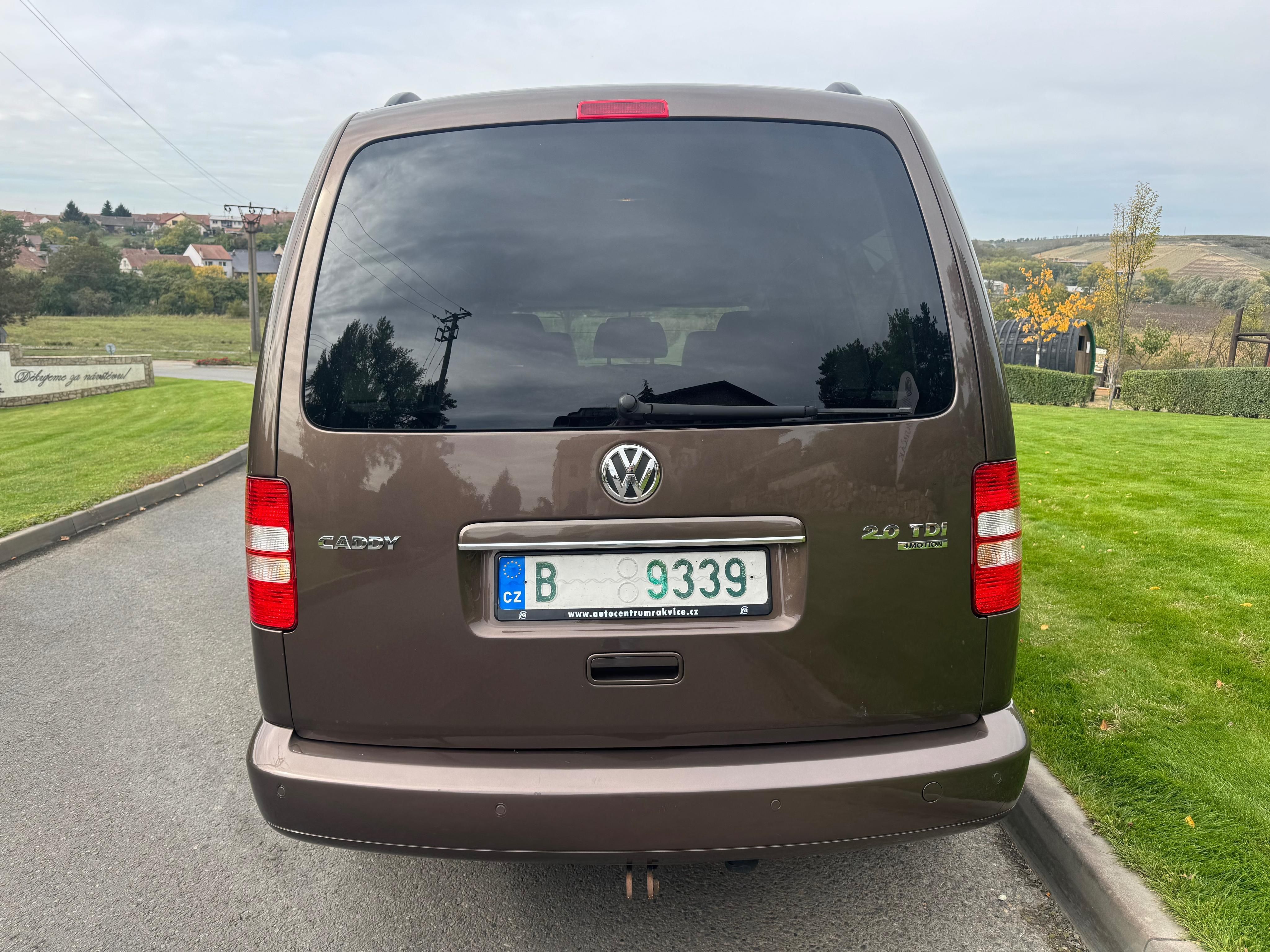 Volkswagen Caddy, 2.0TDi LONG 7-míst Ruční ovlád - fotka 6