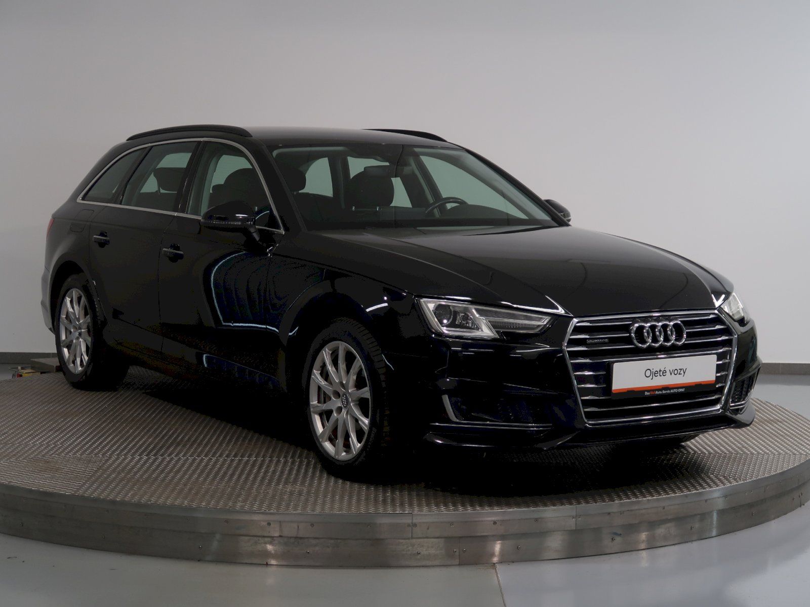Audi A4, 40TDI 140KW 4x4 WEBASTO NAVI - fotka 6
