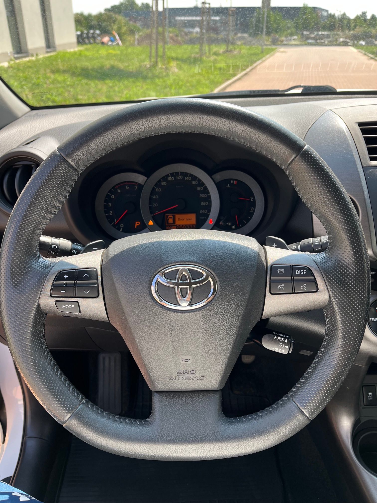 Toyota Rav4, 2,0 D 110KW - fotka 4