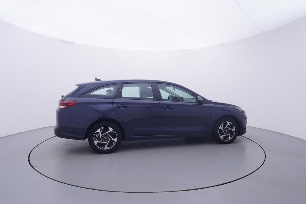 Hyundai i30, Comfort 1.0 GDI 73 kW - fotka 6