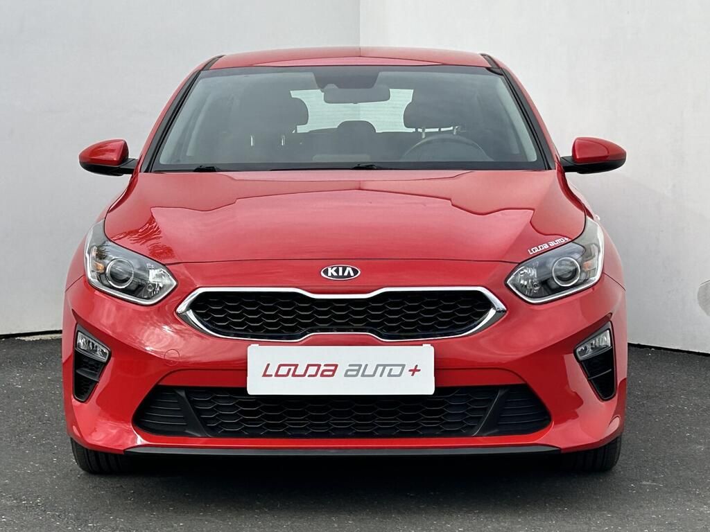 Kia Cee´d, Comfort 1.4 GDI 73 kW - fotka 4