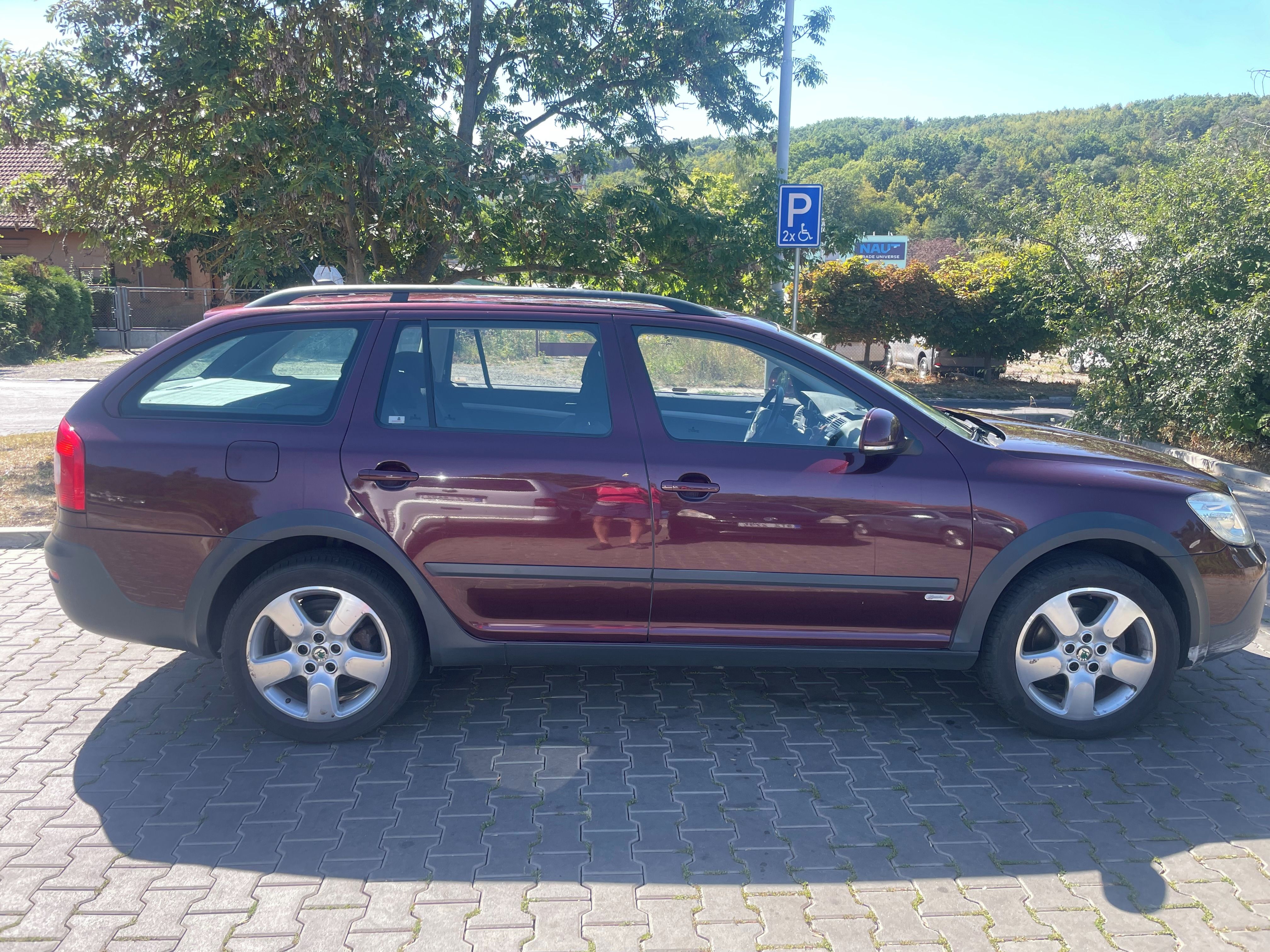 Škoda Octavia, Š Octavia Scout 2.0 TDI 4x4 - fotka 3