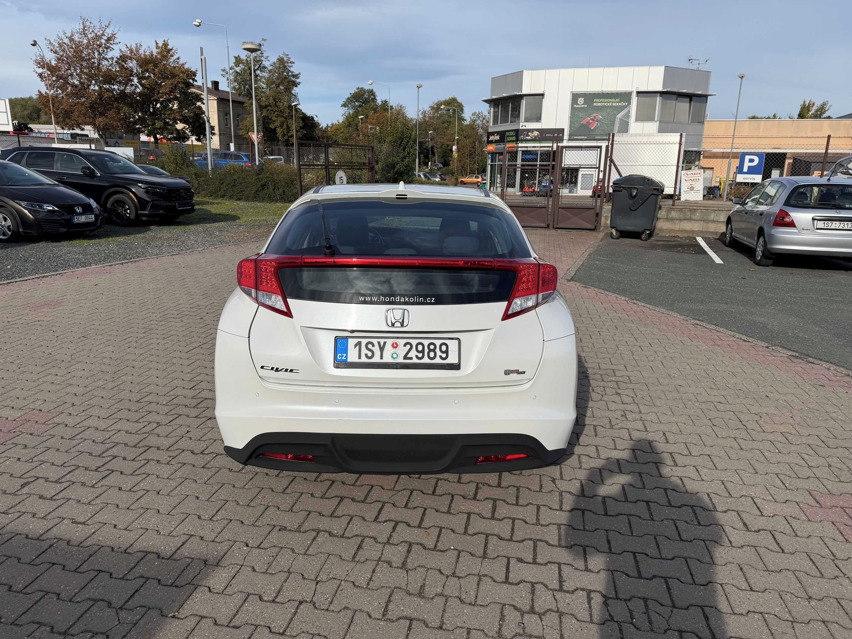 Honda Civic, 1,8 Sport 6MT - fotka 4