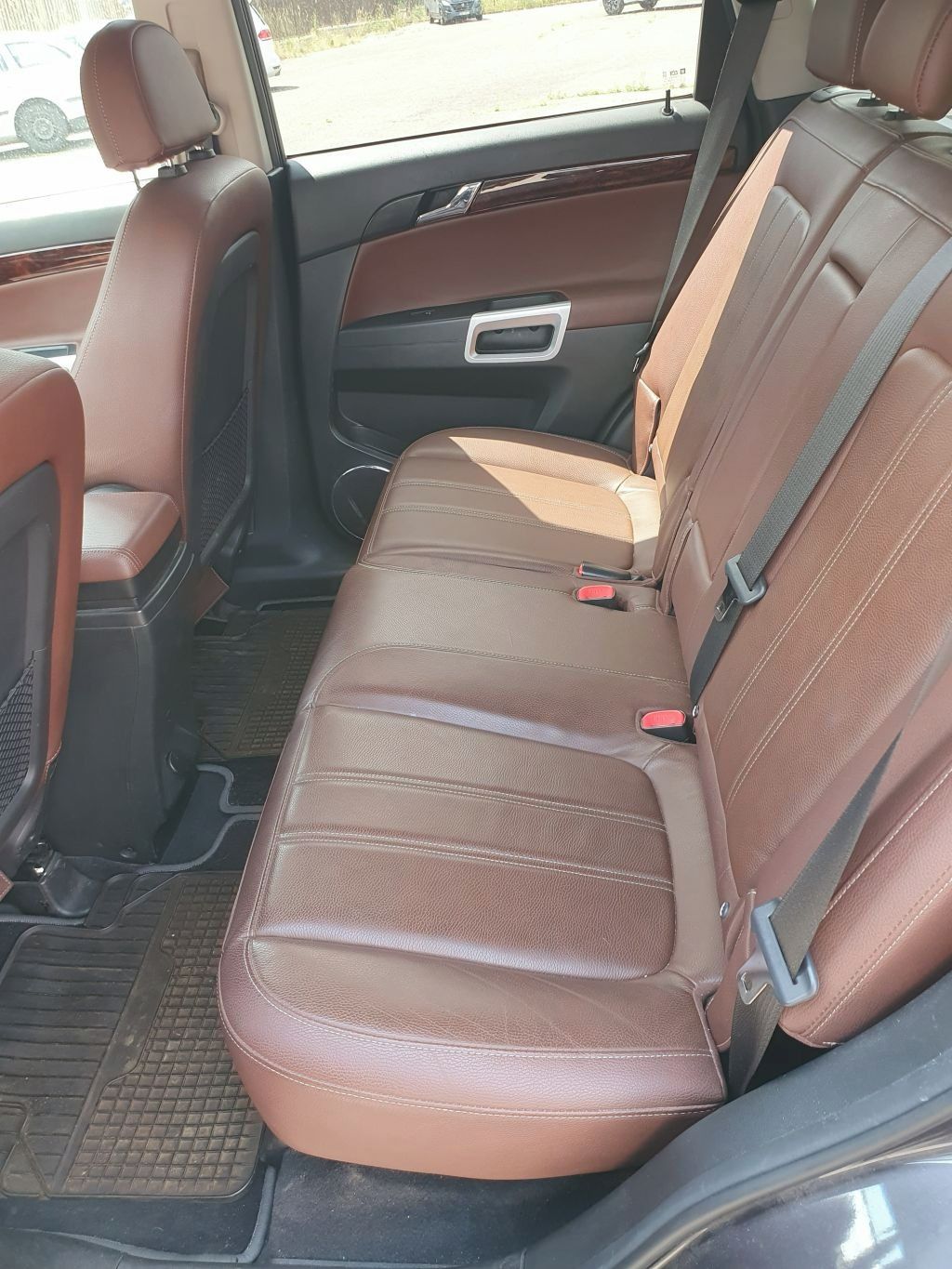 Opel Antara, 1. majitel, pravidelný servis - fotka 6