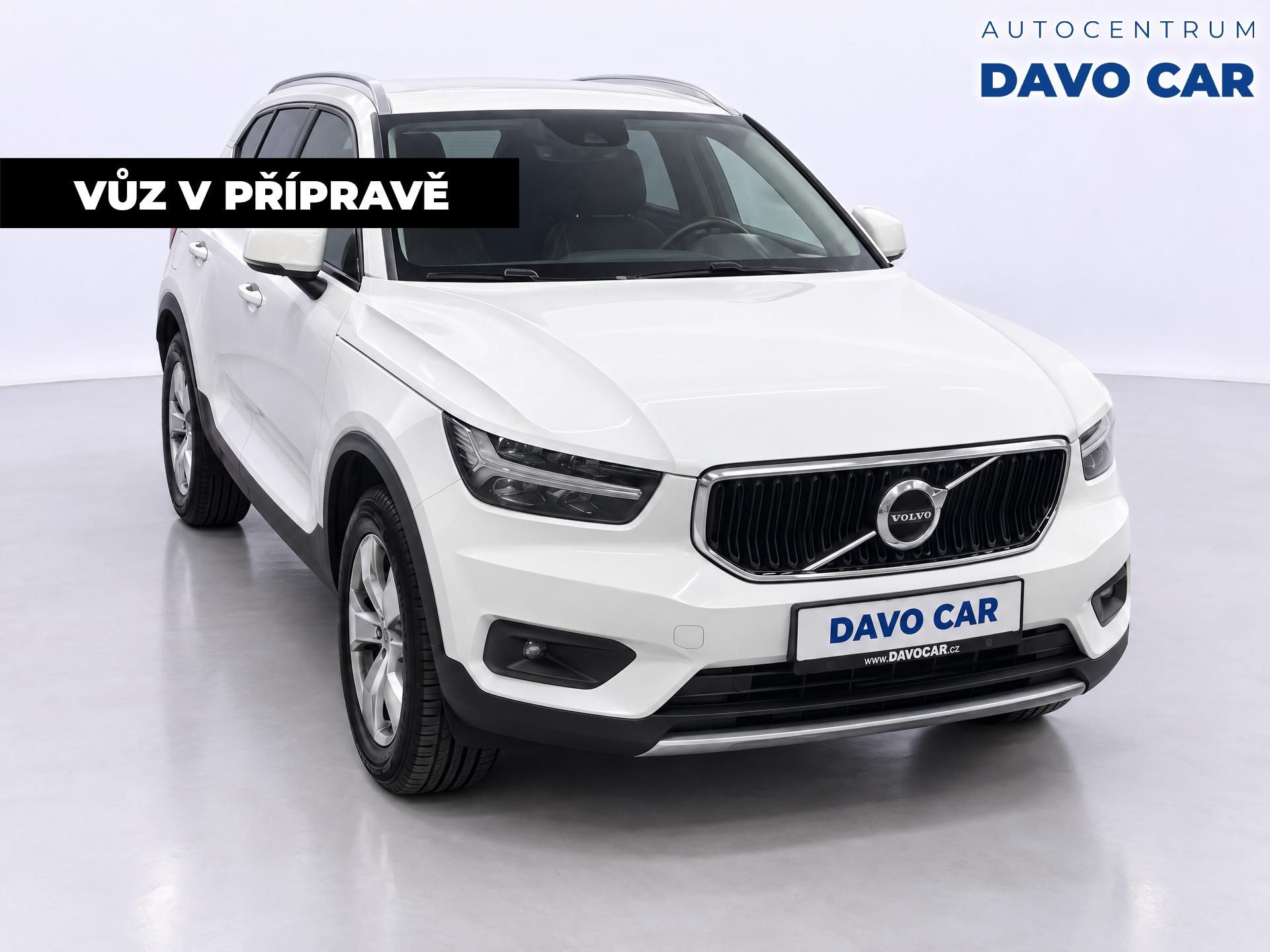 Volvo XC40, 2.0 D3 110kW AWD Momentum PRO - fotka 2