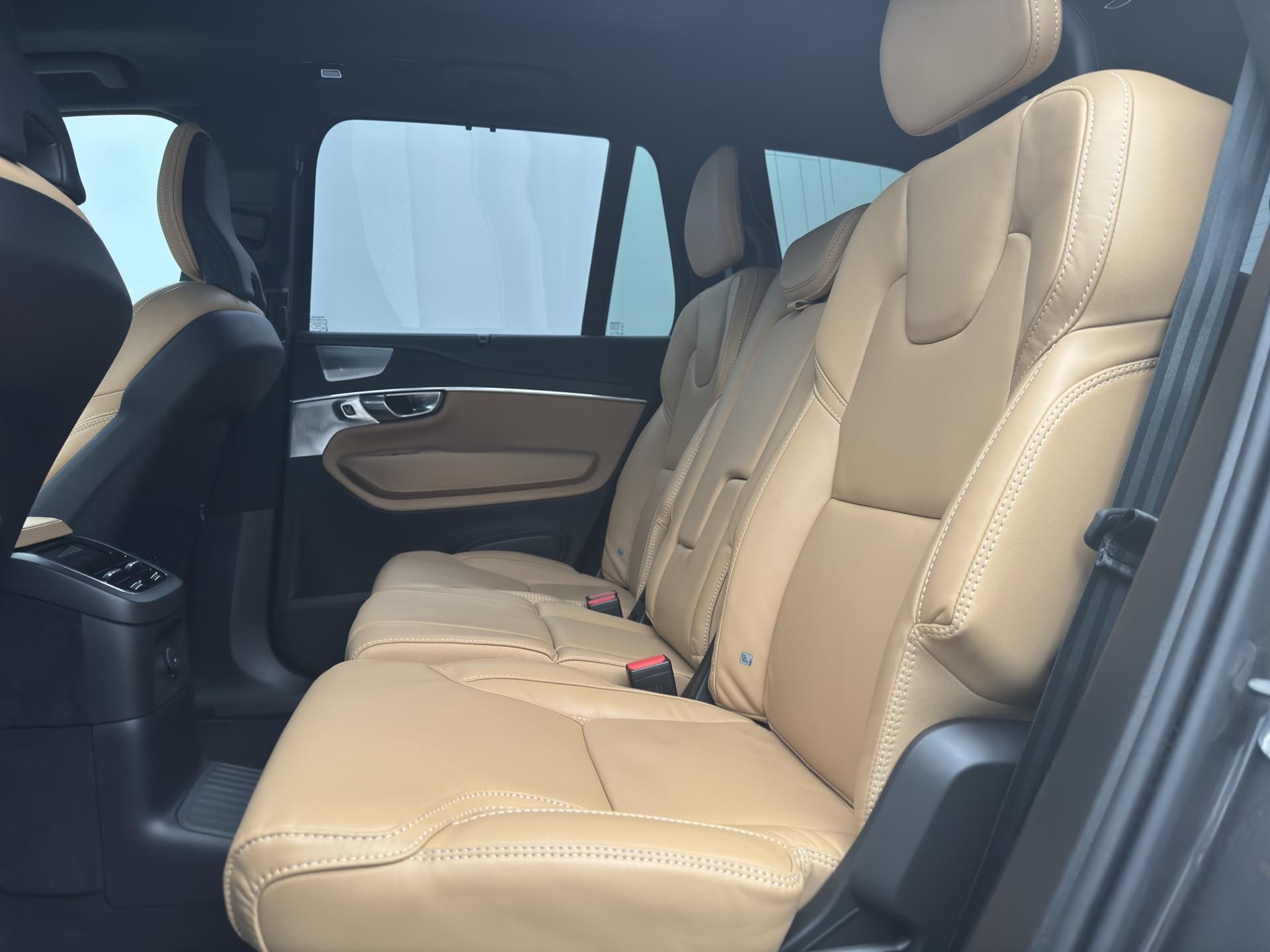 Volvo XC90, T8 AWD RECHARGE ULTIMATE 1.maj - fotka 6