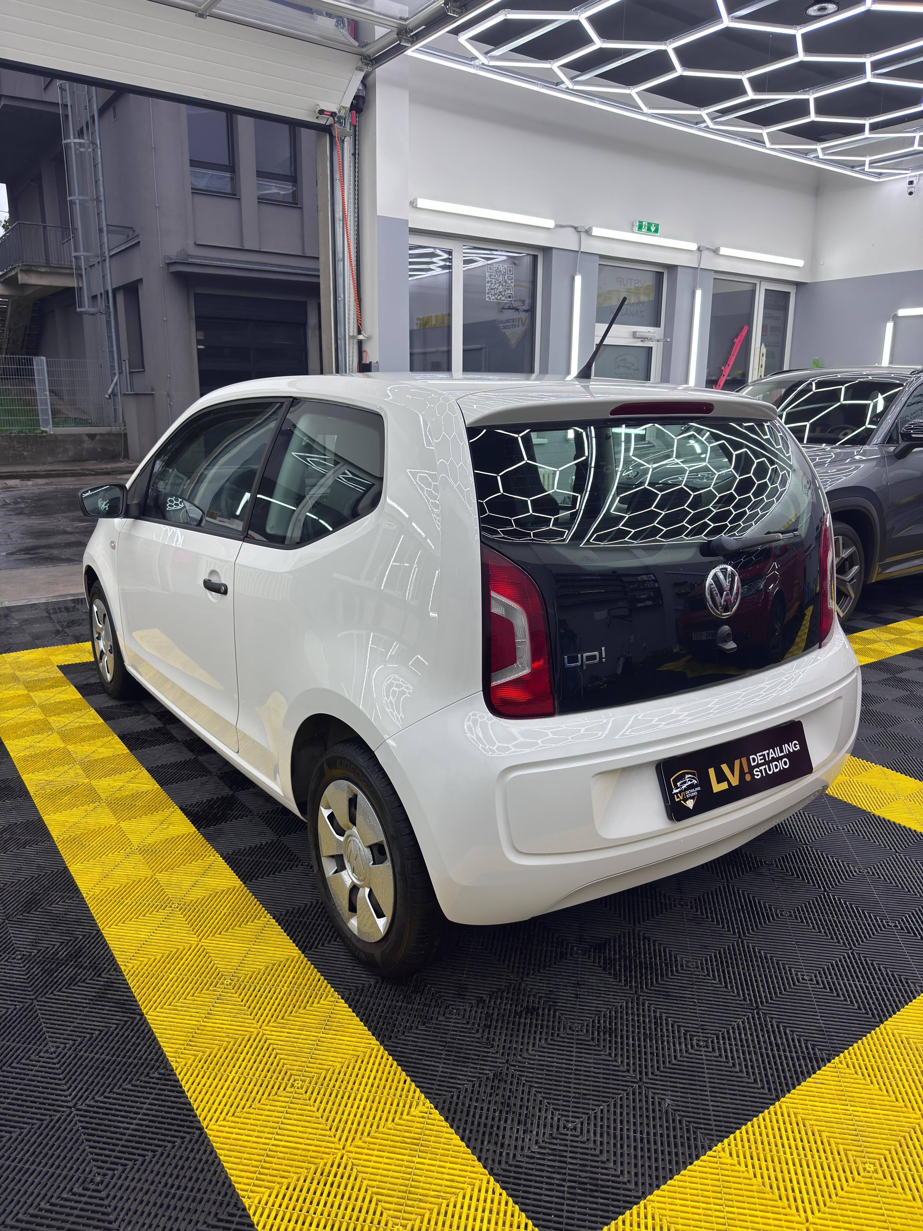 Volkswagen Up!, Volkswagen up 1.0 MPI | 44 kW - fotka 4