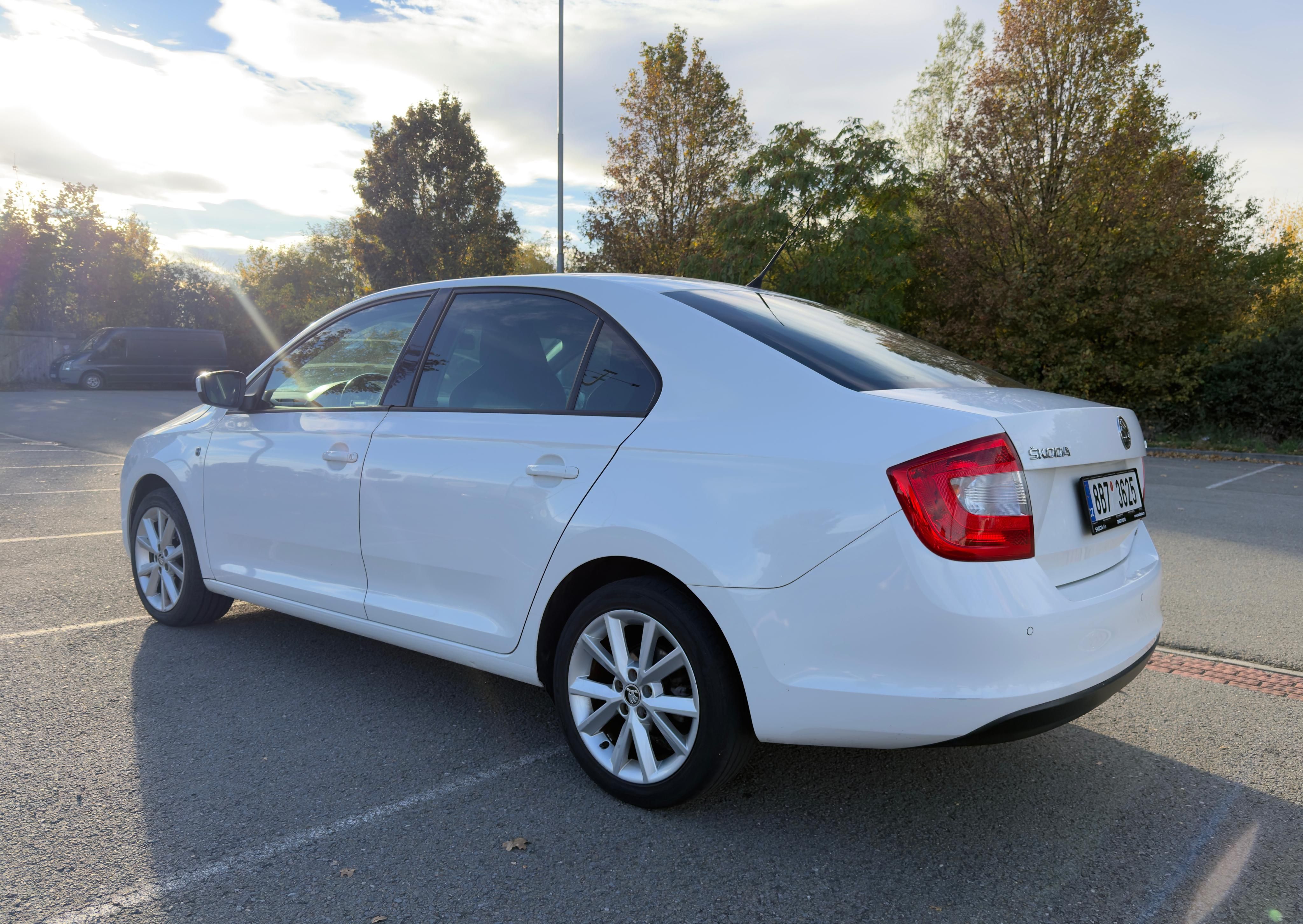 Škoda Rapid, Škoda Rapid 1.6 TDi 77 kW - fotka 2