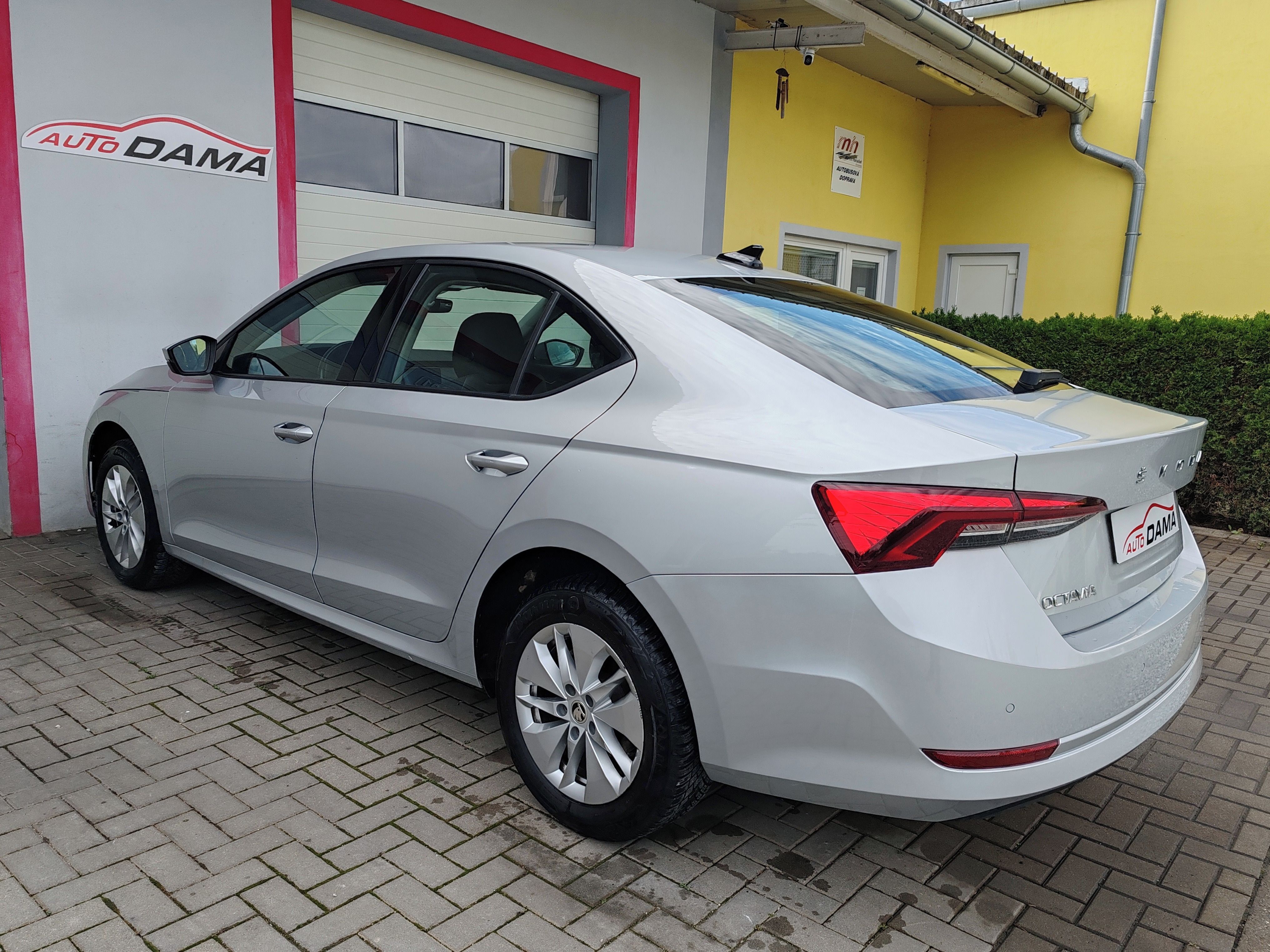 Škoda Octavia, 2.0TDI Ambition 1 Maj*ČR*DPH - fotka 6