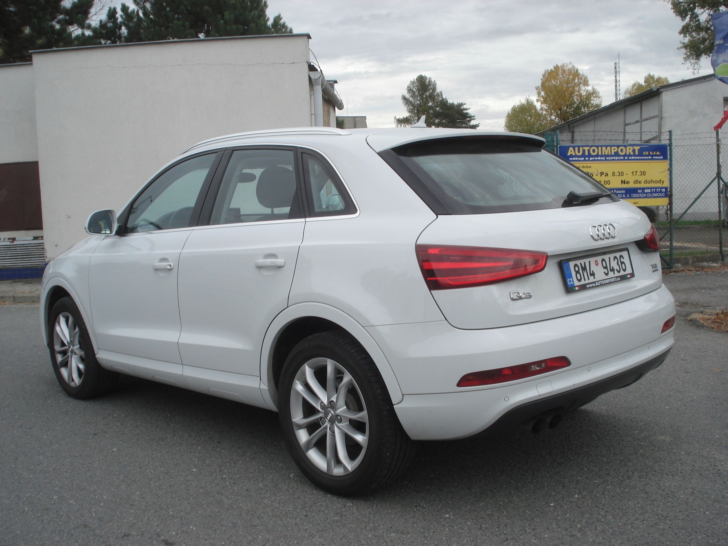 Audi Q3, 2.0 TDI 4x4 NAVI S-TRONIC - fotka 3