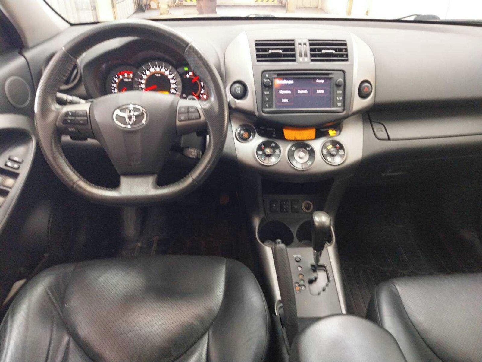 Toyota Rav4, 2.2 D-CAT, 4X4, Automat, ČR - fotka 3
