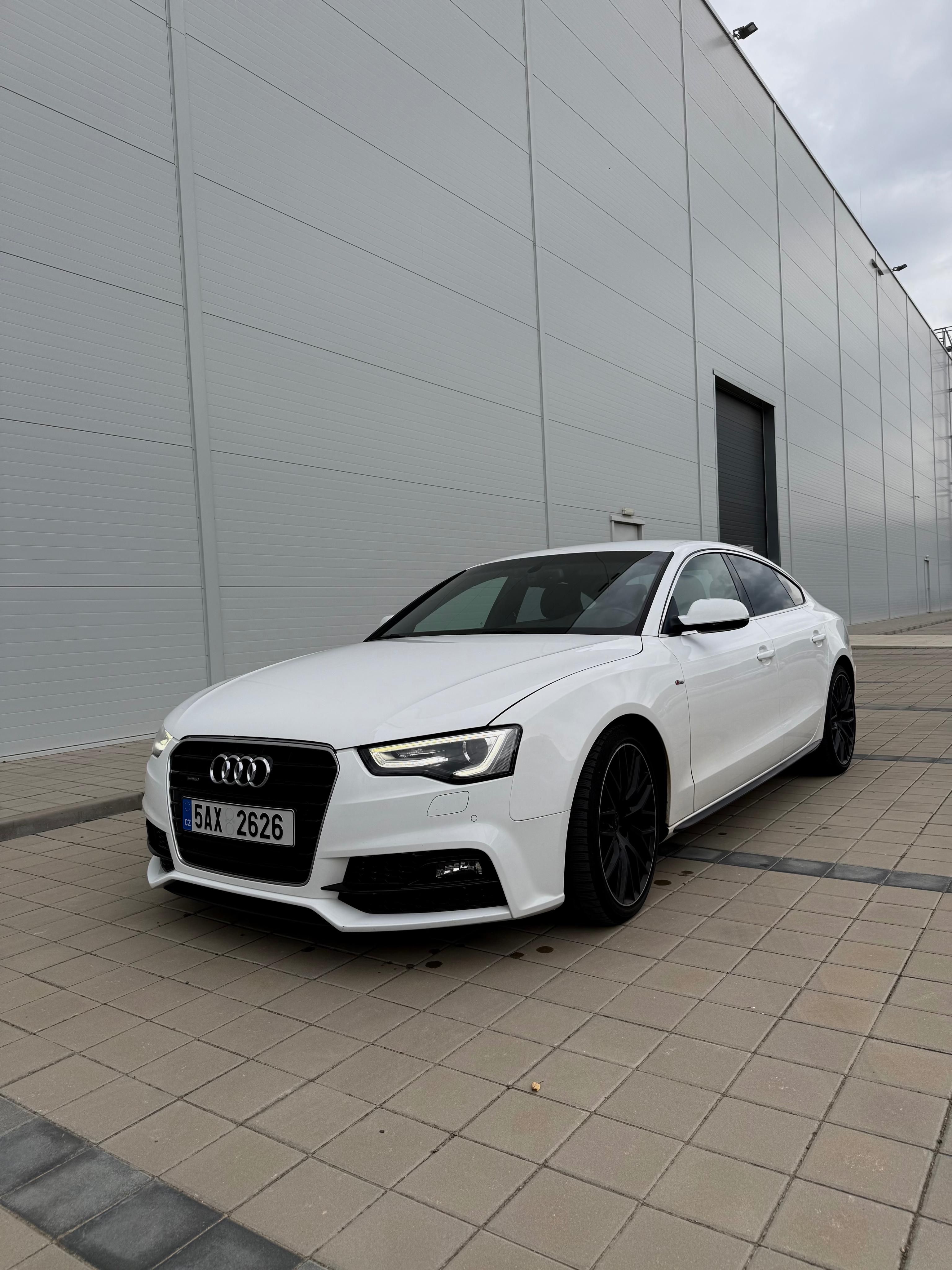 Audi A5, 2.0 TDI 140kw S-line 2 majitel
