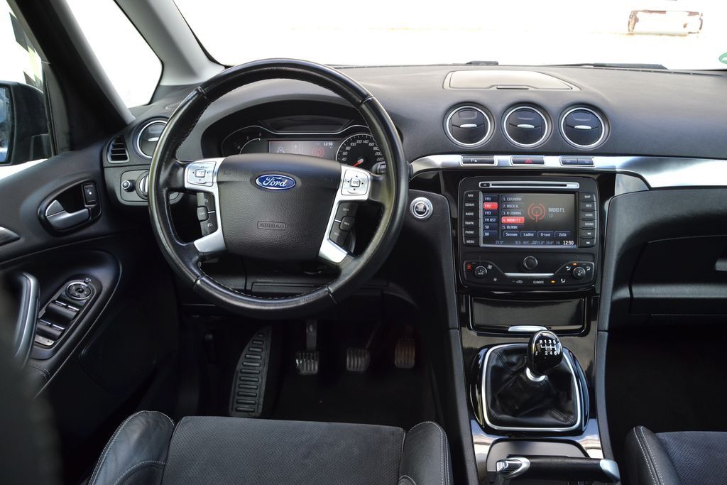 Ford Galaxy, 2.0 TDCI 103kW Titanium Xenon - fotka 6