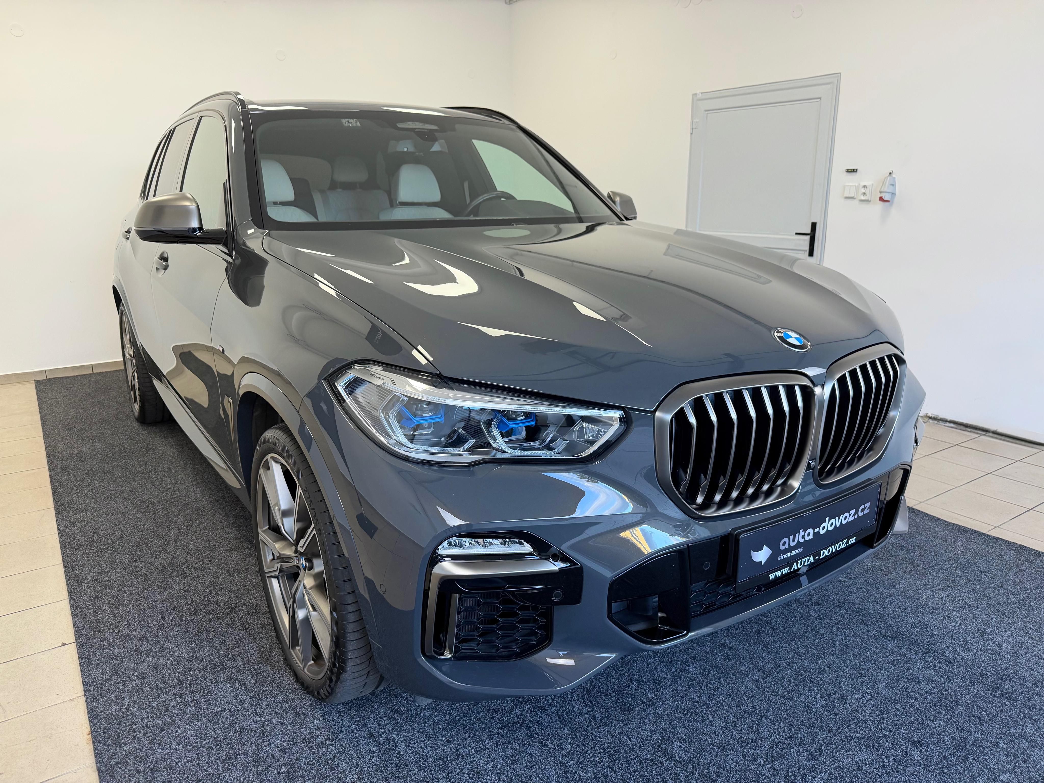 BMW X5, M50i-1MČR- ZÁRUKA-TOP STAV-DPH - fotka 2