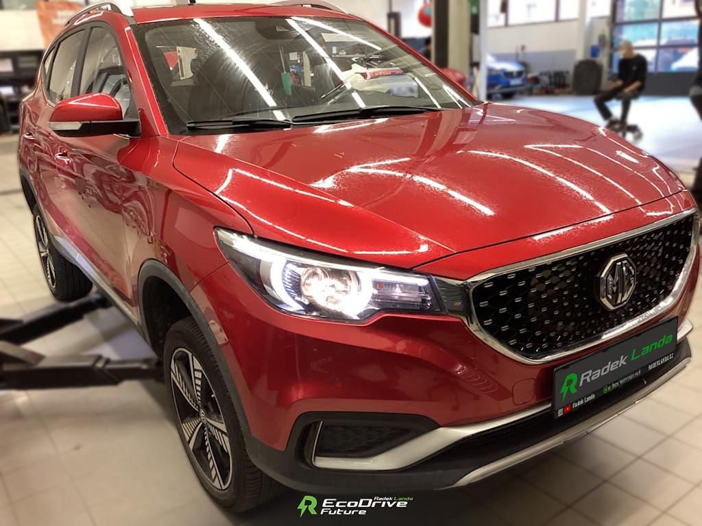 MG ZS, 44,5 kWh, FWD (143 koní) - fotka 2