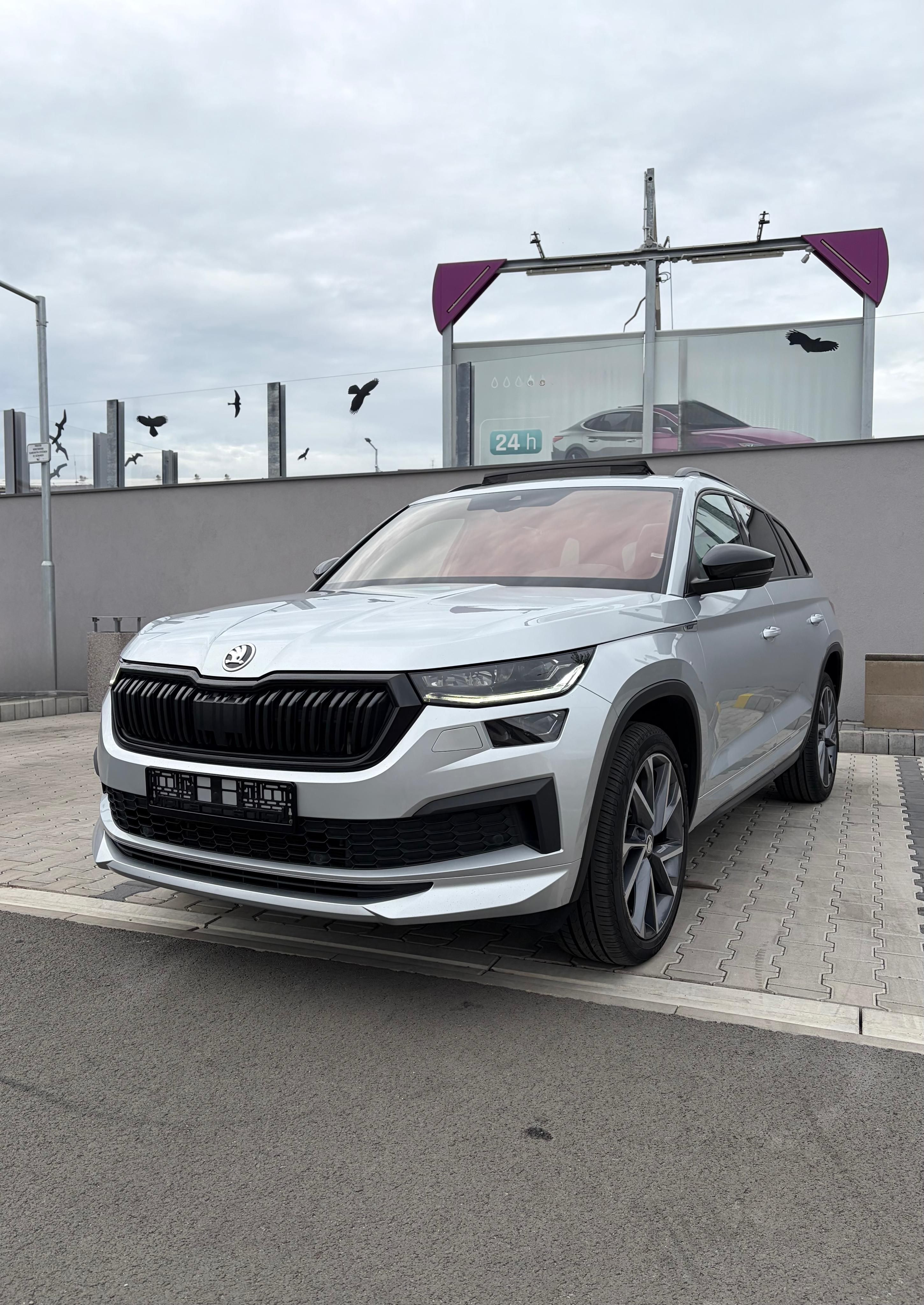 Škoda Kodiaq, 2.0TDI 110kw SPORTLINE PANO - fotka 2