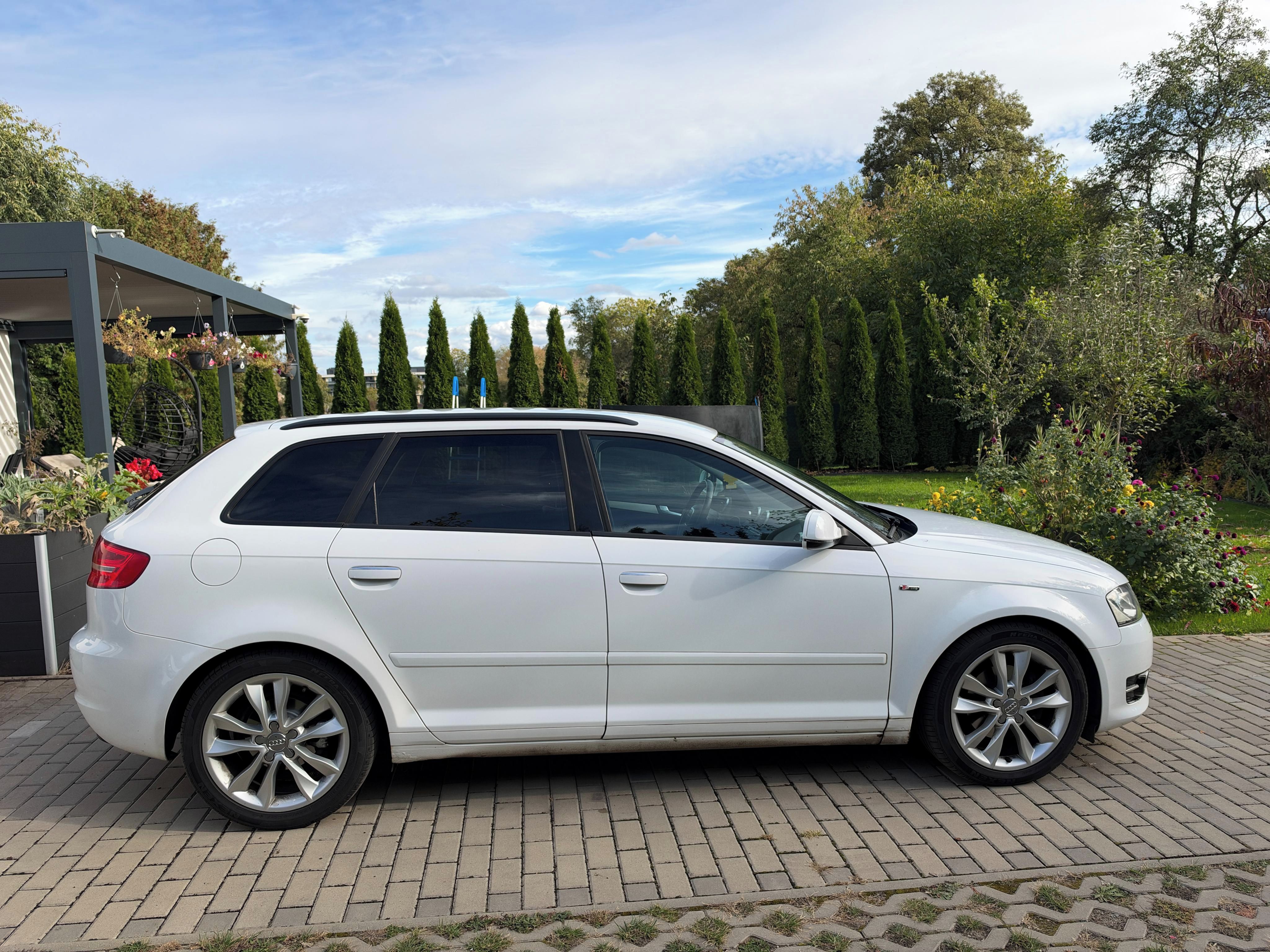 Audi A3, 1.4  TFSI - fotka 2