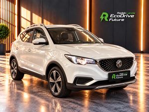 MG ZS, 44,5 kWh, FWD (143 koní)