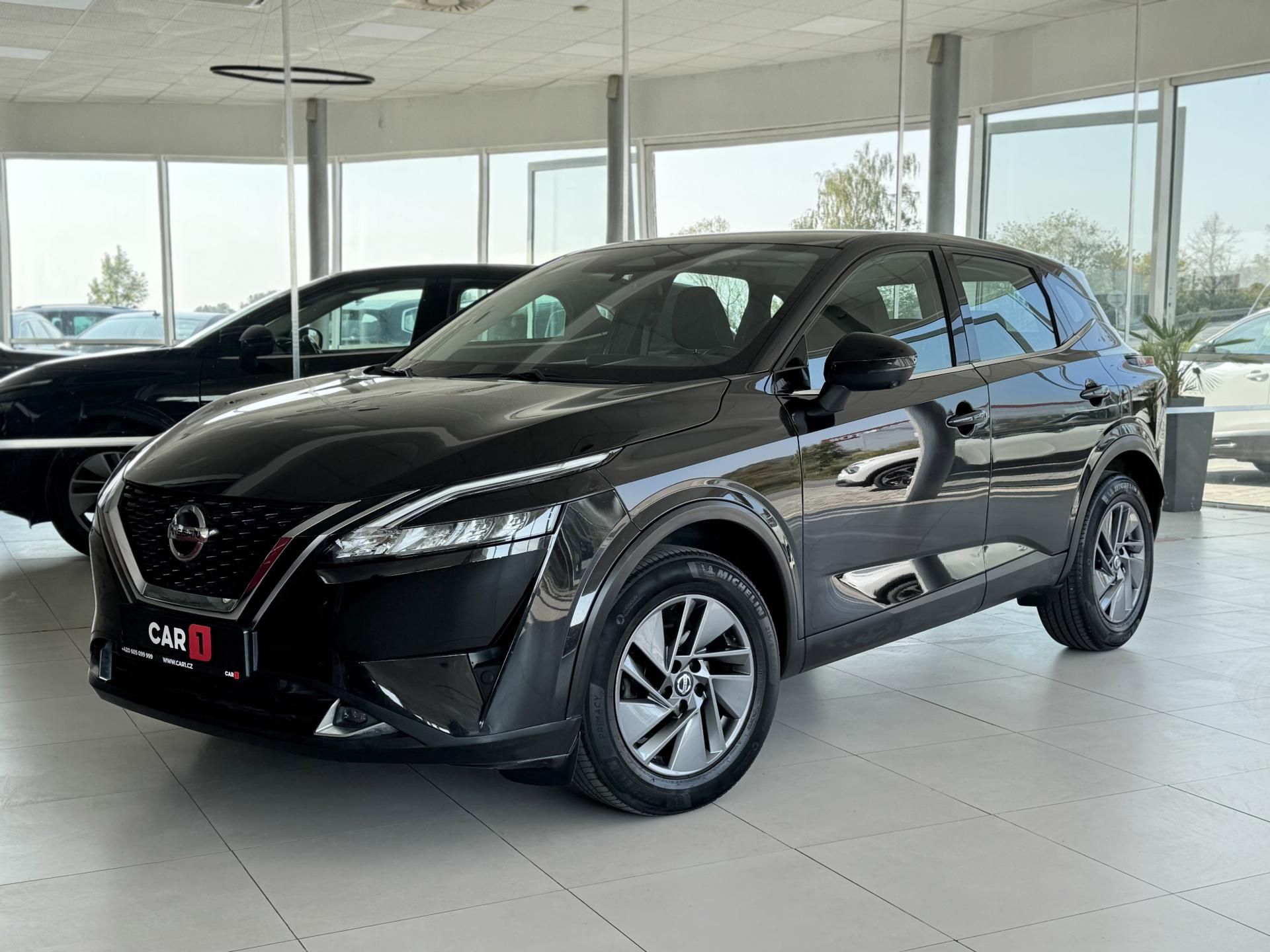 Nissan Qashqai, 1,3DIG-T 140*Distronic*360kam