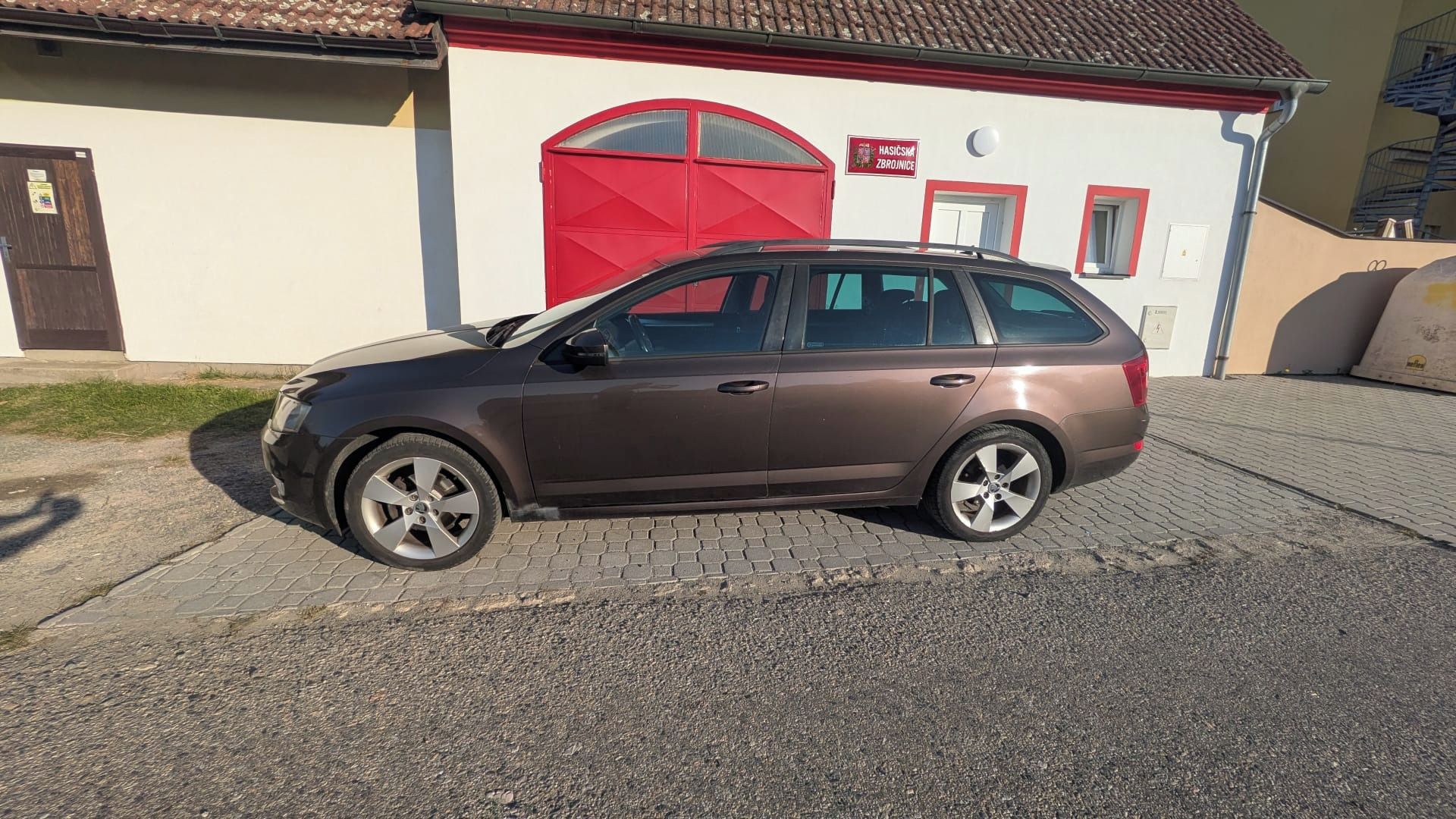 Škoda Octavia, 2.0 TDI 110 kW kombi - fotka 4