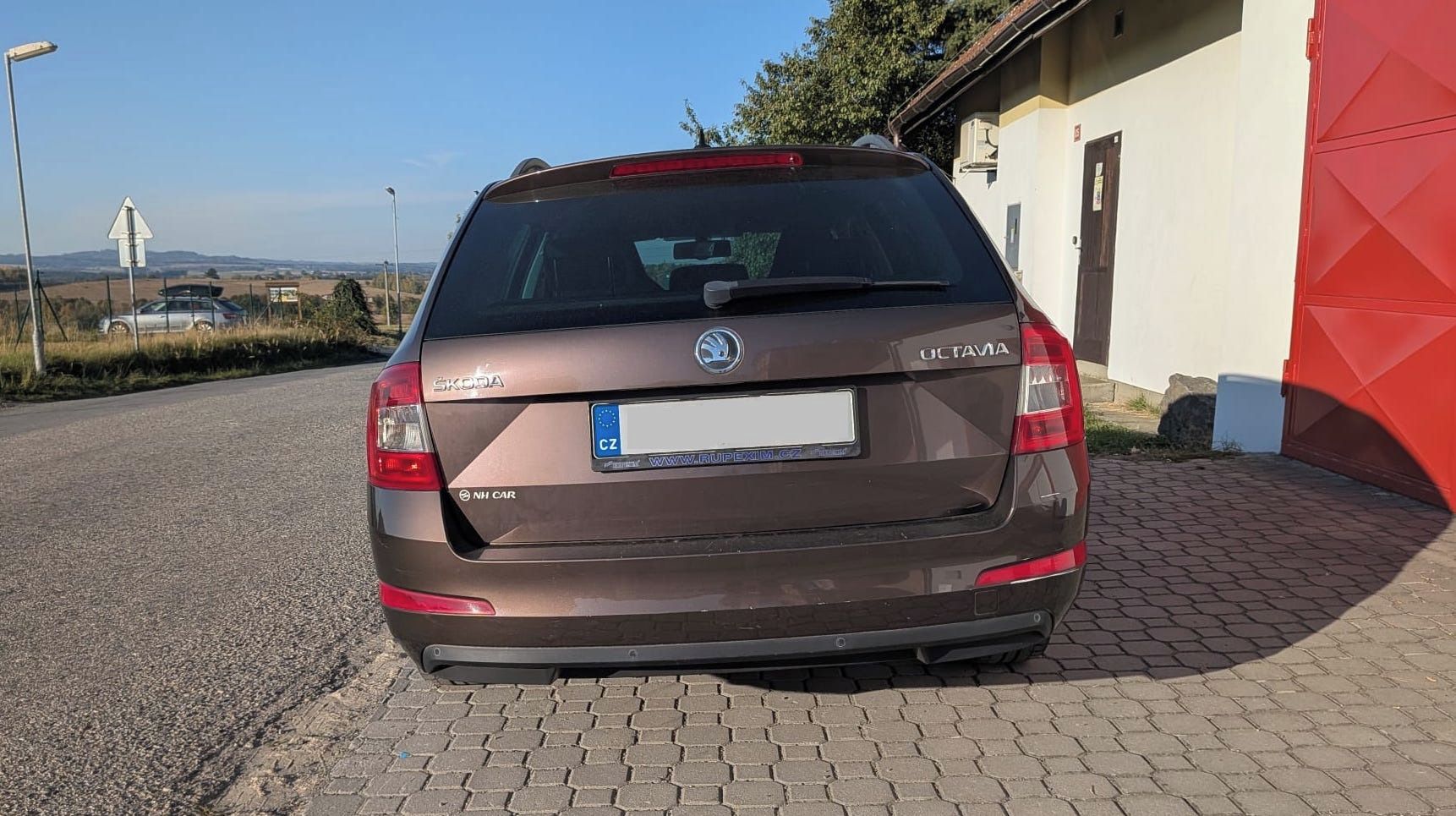 Škoda Octavia, 2.0 TDI 110 kW kombi - fotka 6