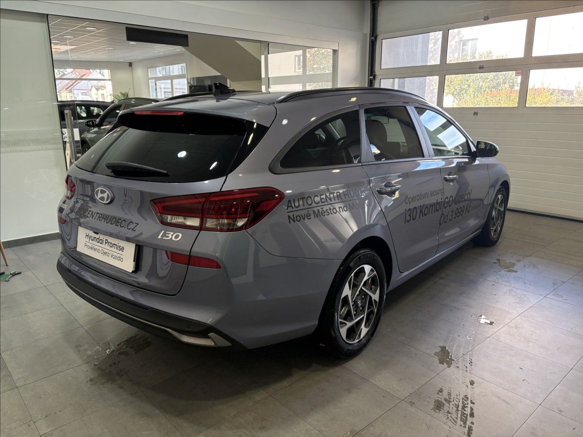 Hyundai i30, 1,6 T-GDI DCT GO Czech! - fotka 5
