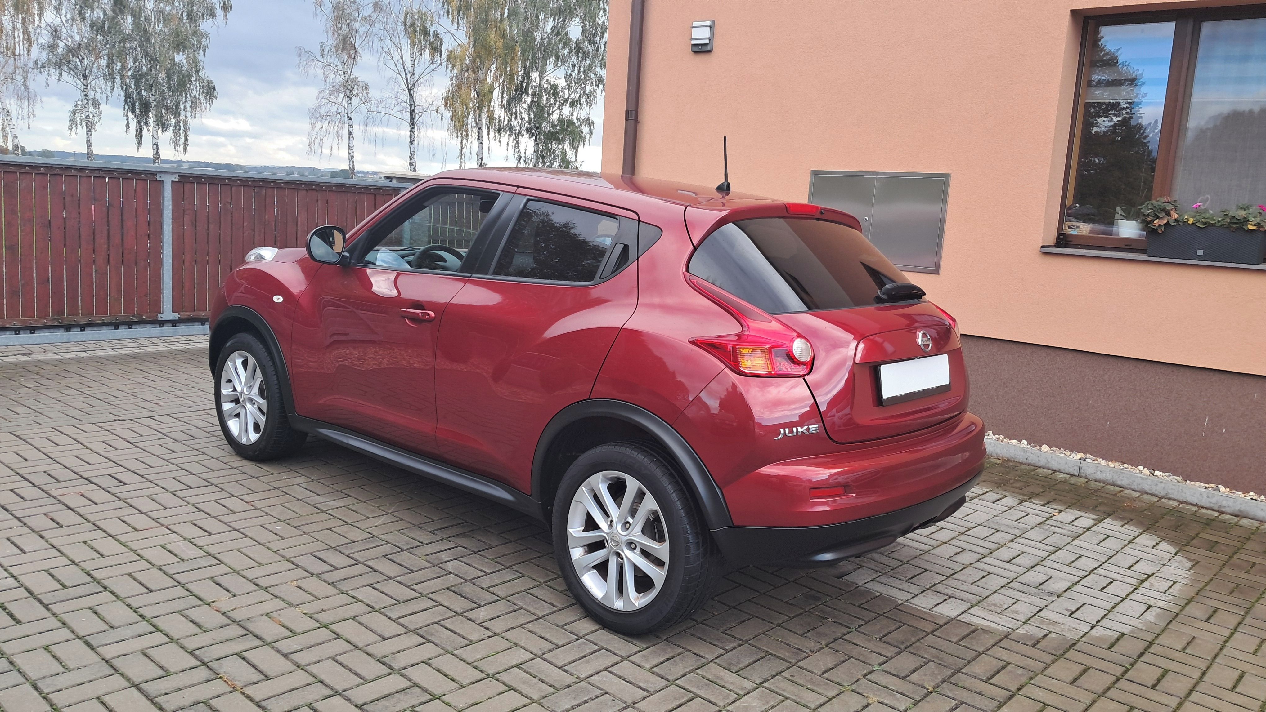 Nissan Juke, 1.6i / 86KW ČR - fotka 6
