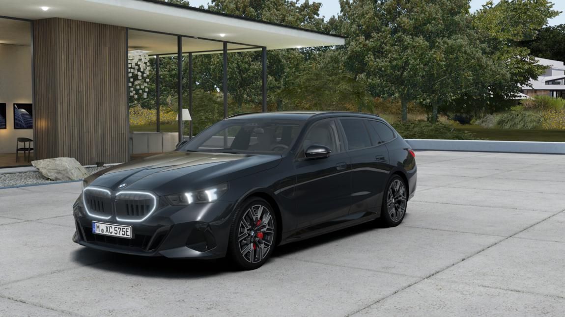 BMW Řada 5, 550e xDrive Touring - fotka 2