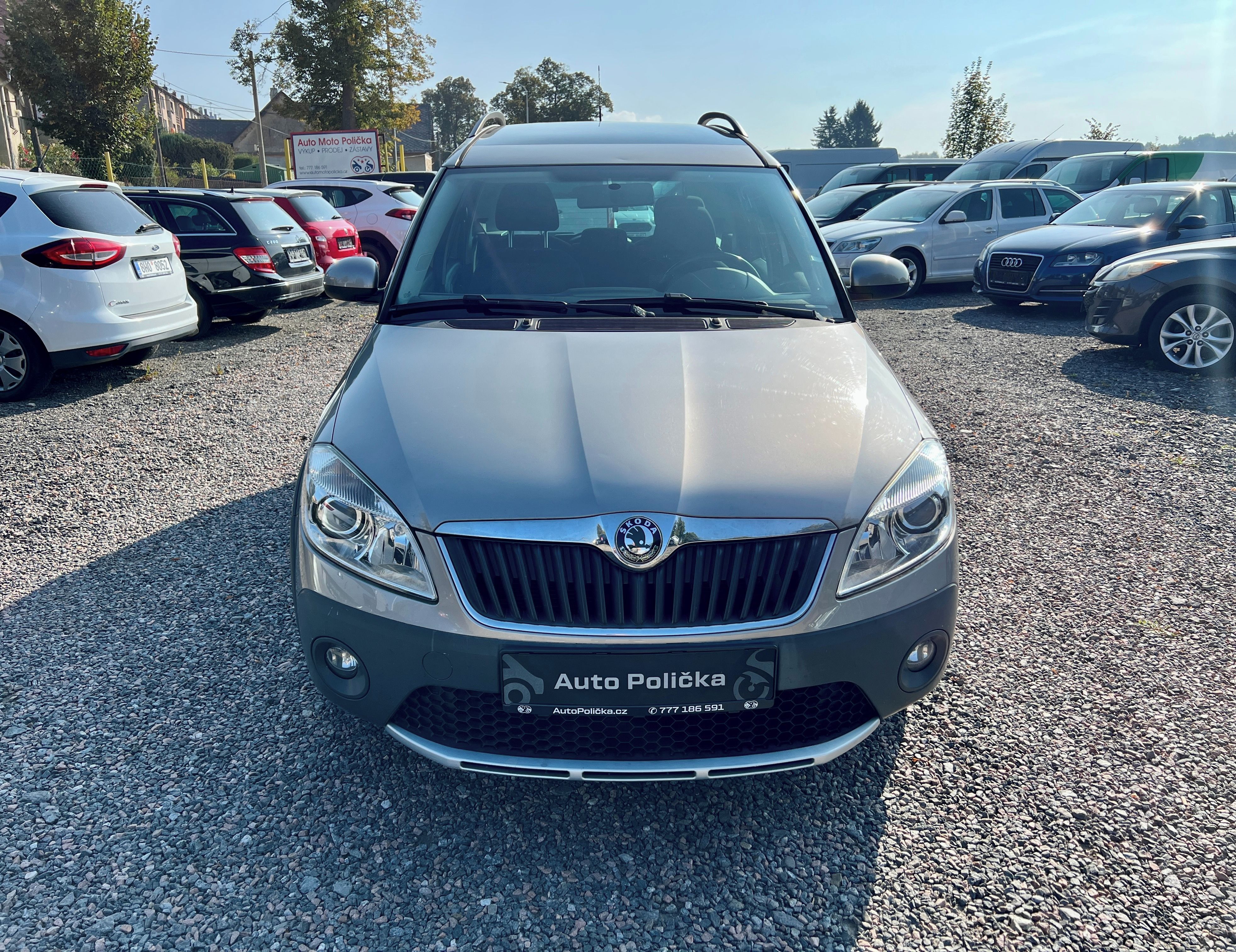 Škoda Roomster, 1.2 TSI 77 kW DSG Scout,Pano - fotka 3