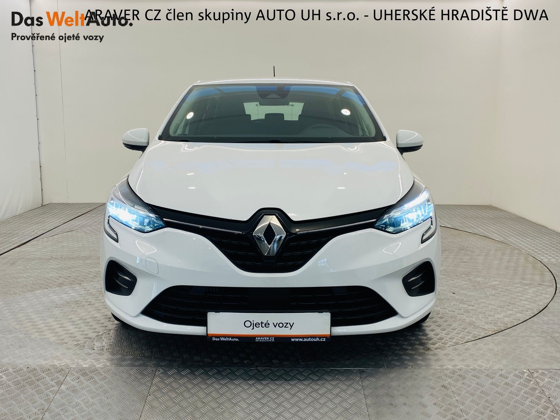Renault Clio, 1.0 TCe 74kw LED 1. maj. ČR - fotka 4