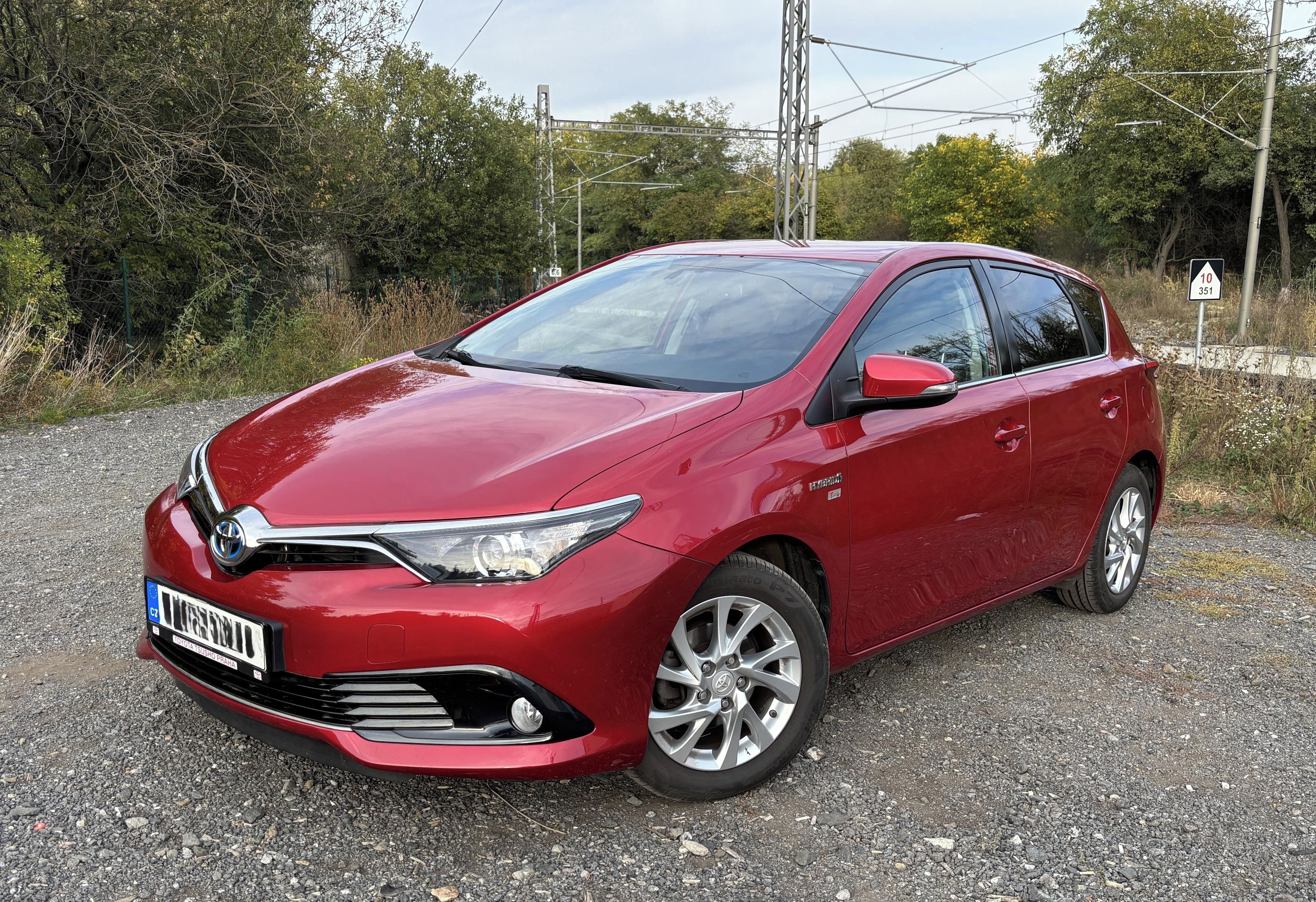 Toyota Auris, 1,8 Hybrid, AUT, 89tkm,2x kola