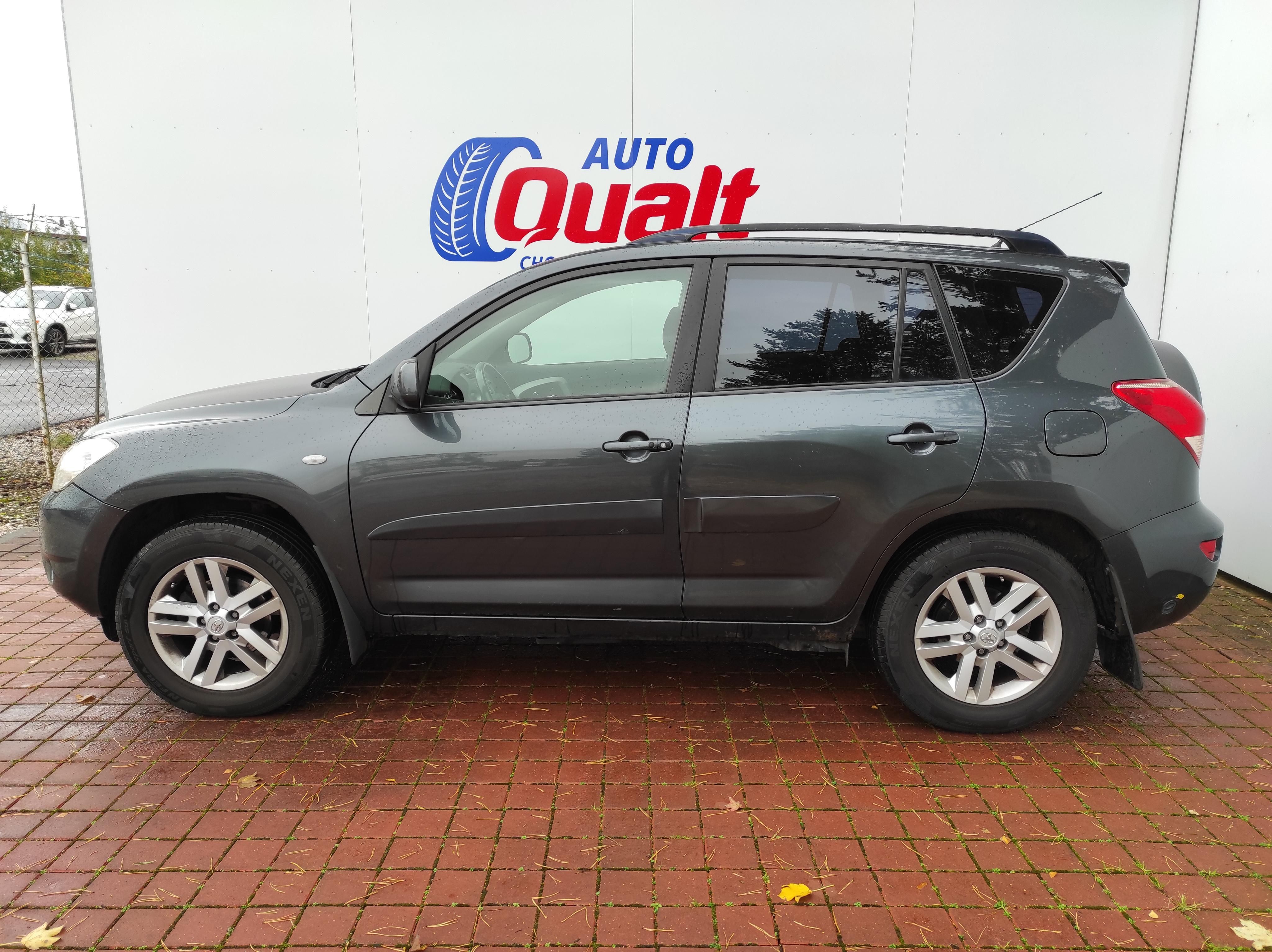 Toyota Rav4, 2.0 LPG, 4x4, AUTOMAT - fotka 2
