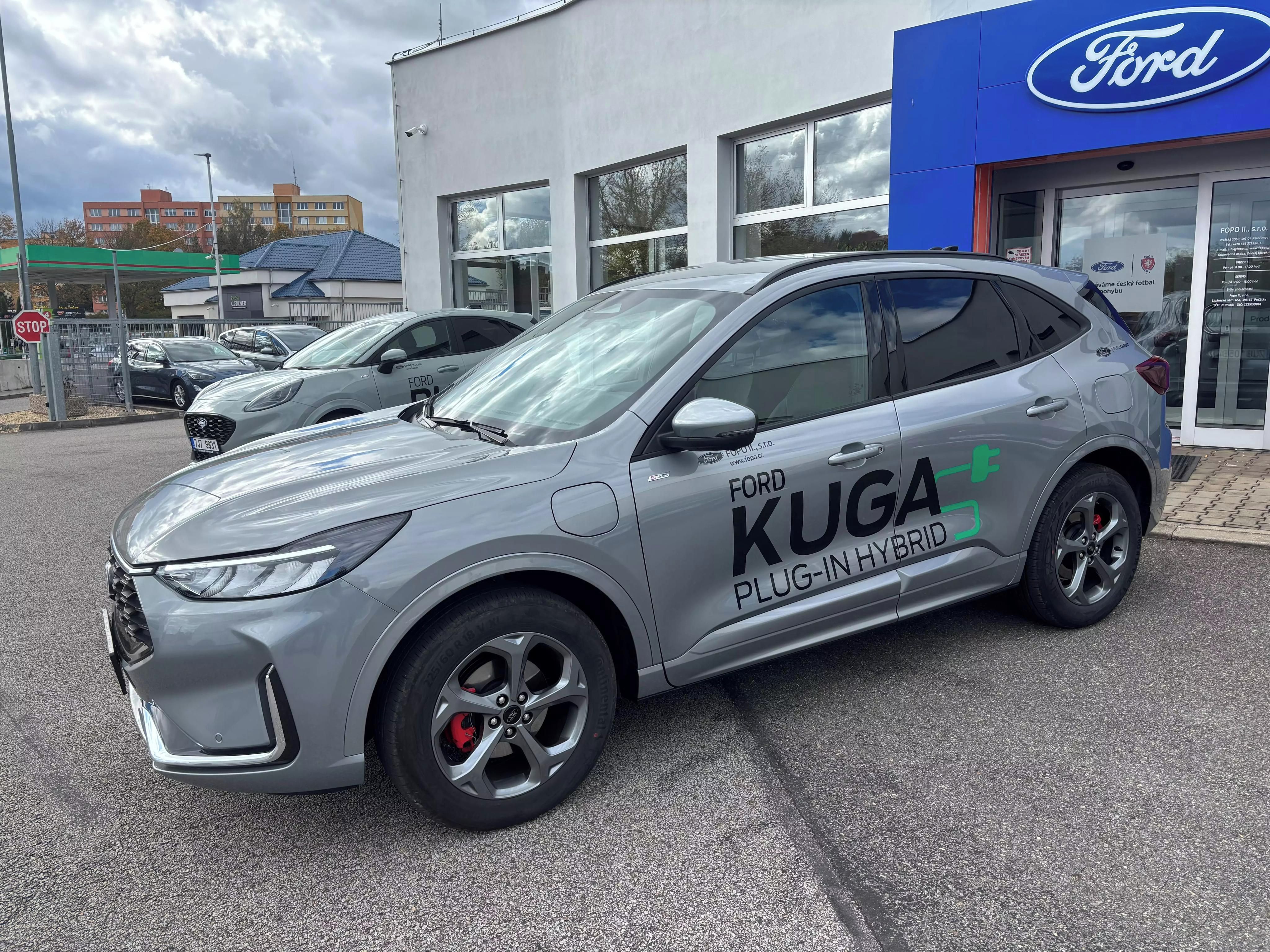 Ford Kuga, ST-Line X 2.5 Duratec PHEV - fotka 2