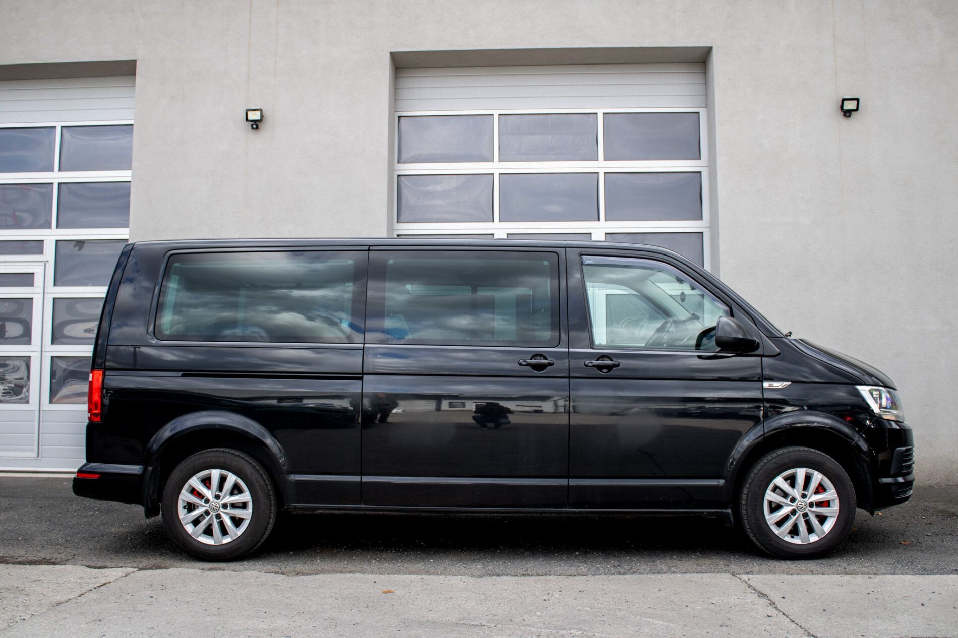 Volkswagen Caravelle - fotka 4