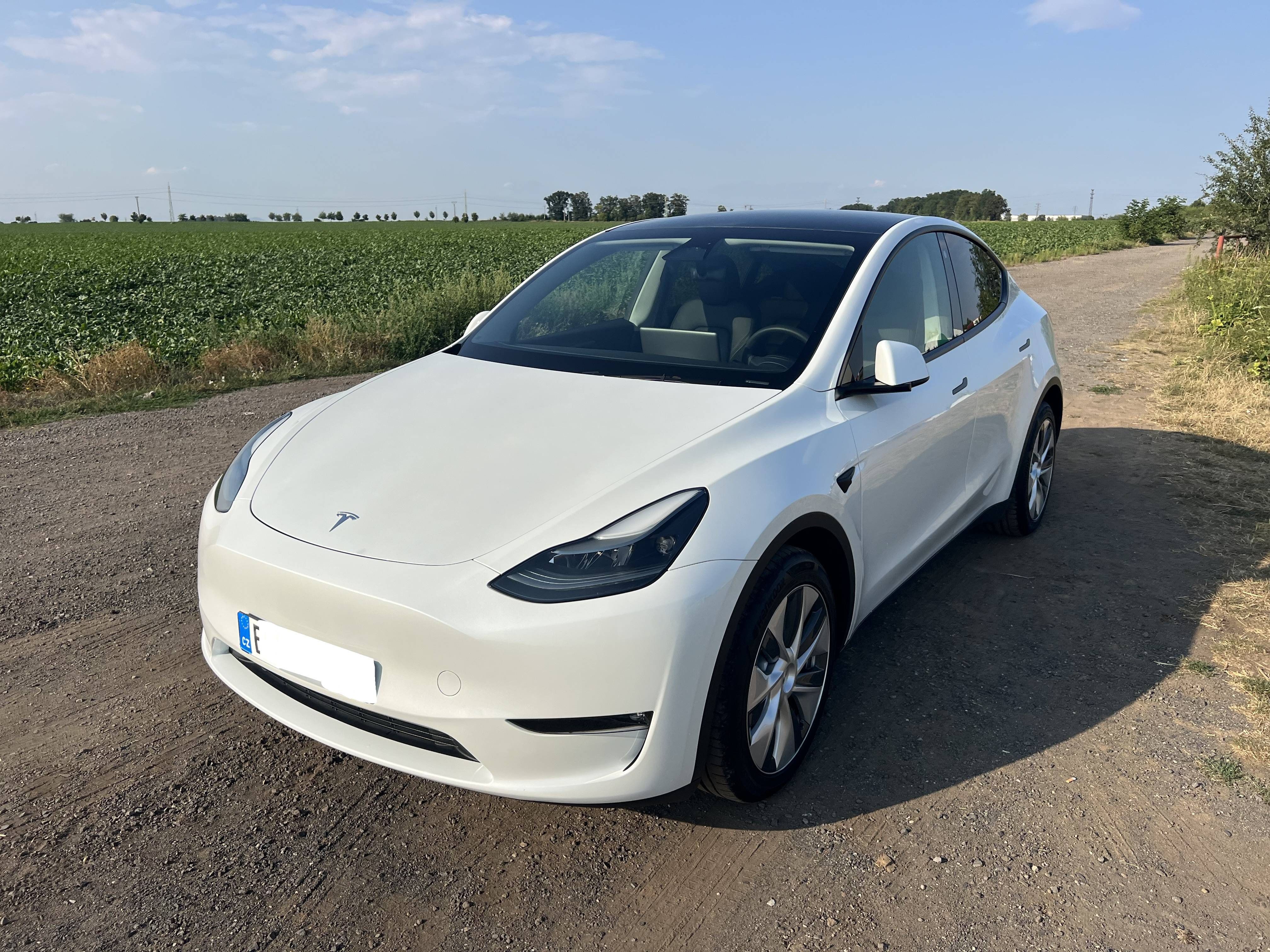 Tesla Model Y, Long Range | Tažné, Ryzen - fotka 4