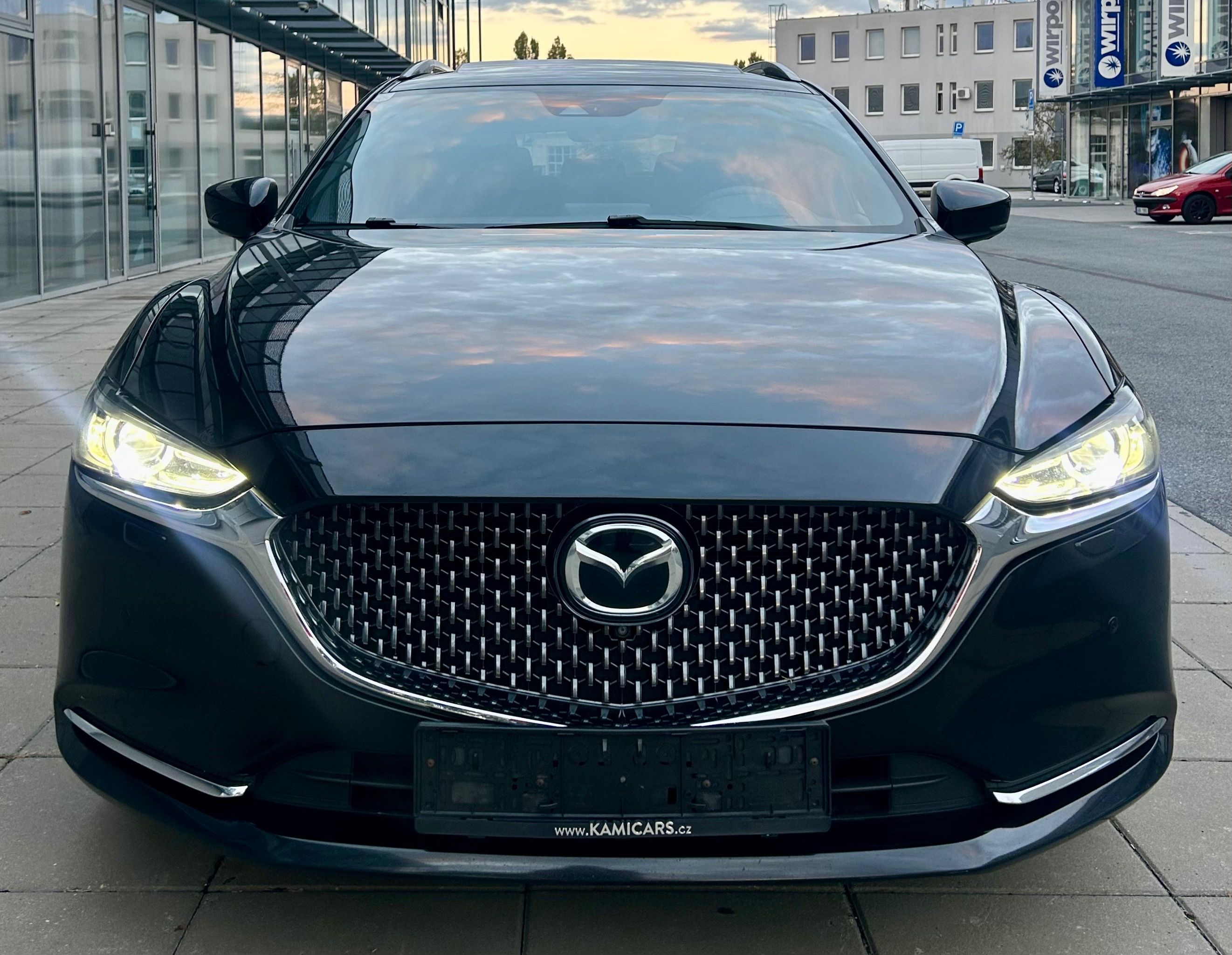 Mazda 6, 2.5 Takumi Plus-KŮŽE-LED-TAŽNÉ - fotka 3