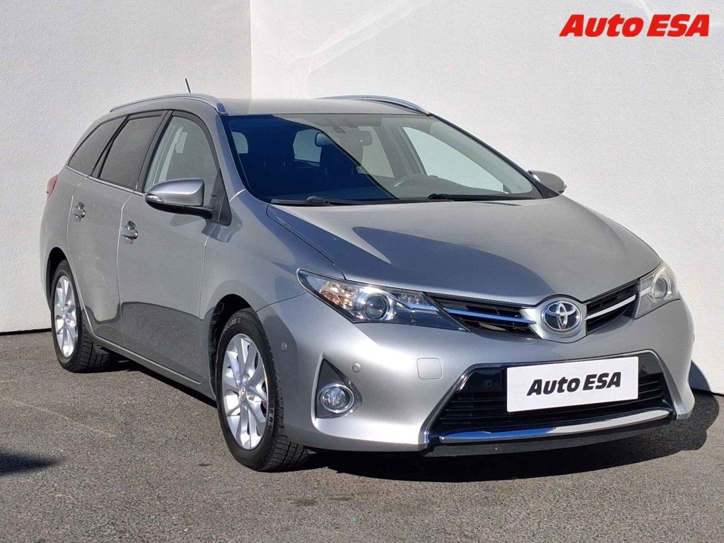 Toyota Auris, 1.6VVTi,ČR,AC,navi