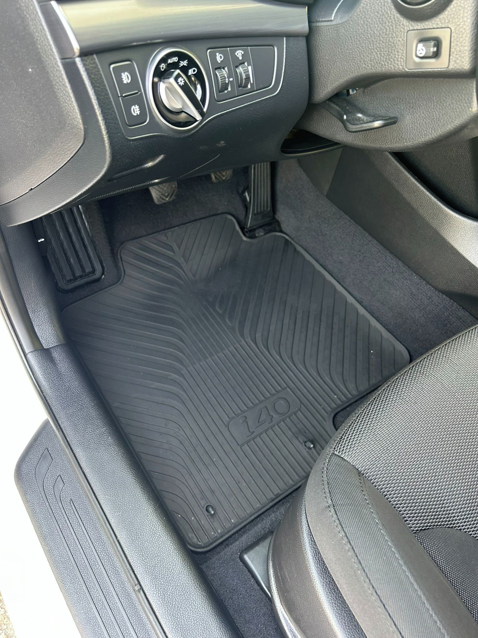 Hyundai i40, Hyundai i40 1.7  Crdi - fotka 2