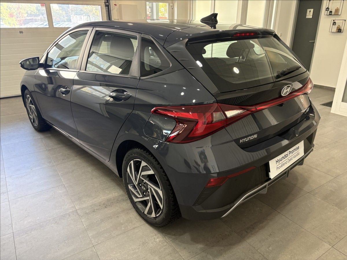 Hyundai i20, 1,2i MT Wave + Winter - fotka 3