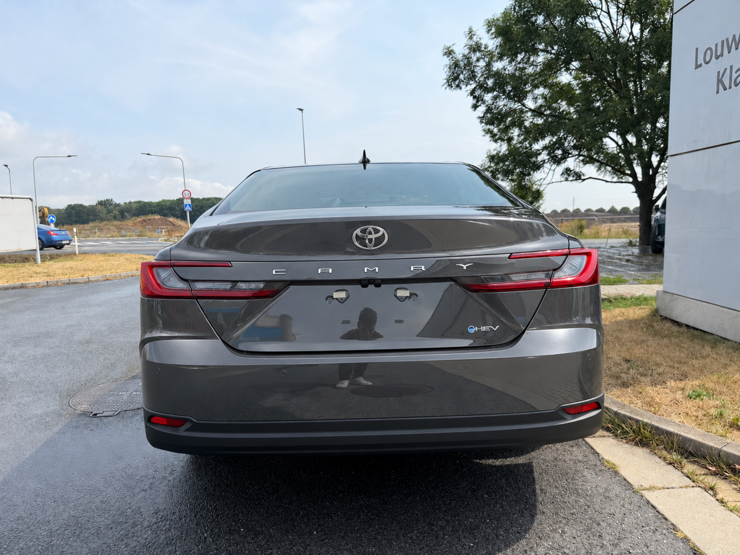 Toyota Camry, 2.5 HEV Executive - fotka 5