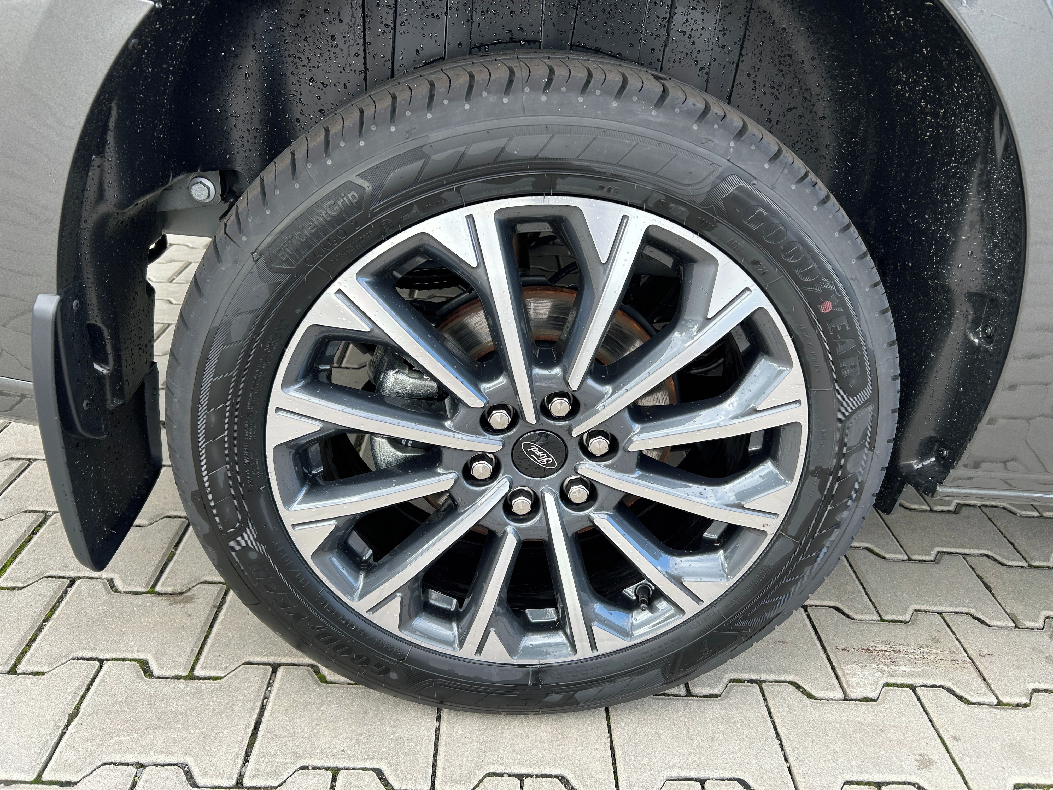 Ford Tourneo Custom, Titanium X L2 2.0EcoBlue 125kW - fotka 6