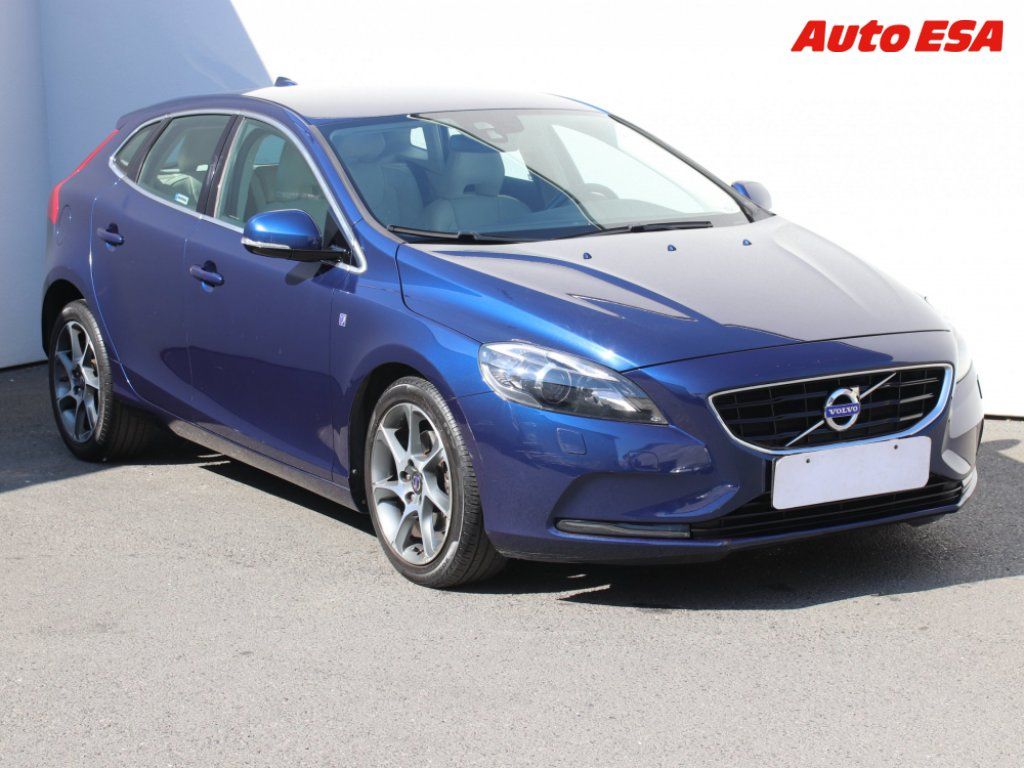Volvo V40, 1.6i,navi