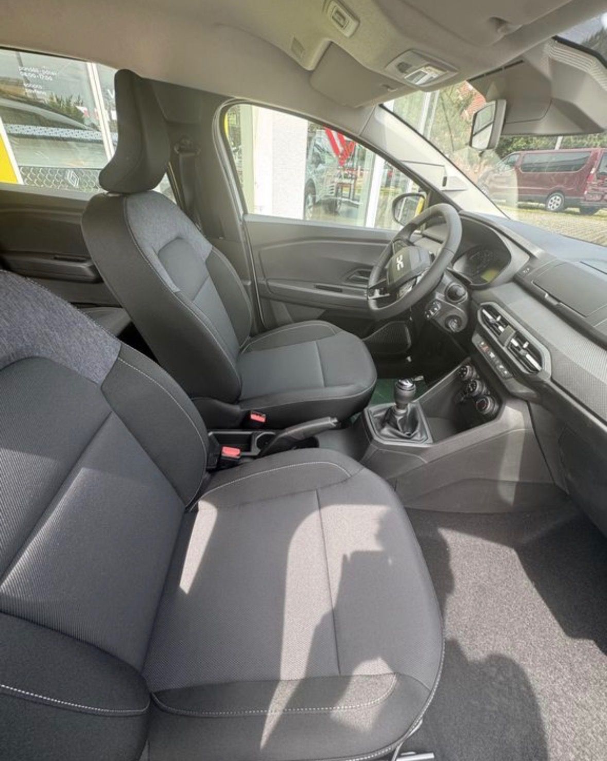 Dacia Jogger, Essential Eco-G 120 7 míst - fotka 6