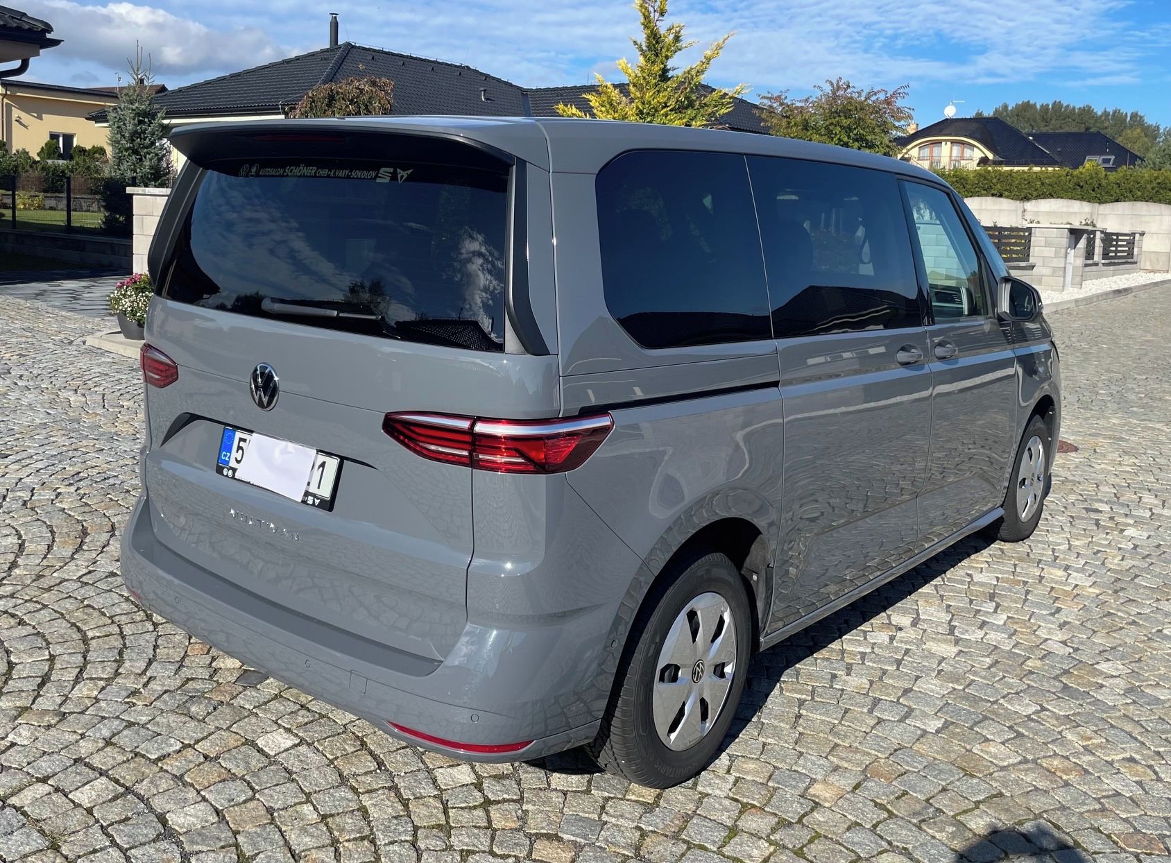 Volkswagen Multivan - fotka 3