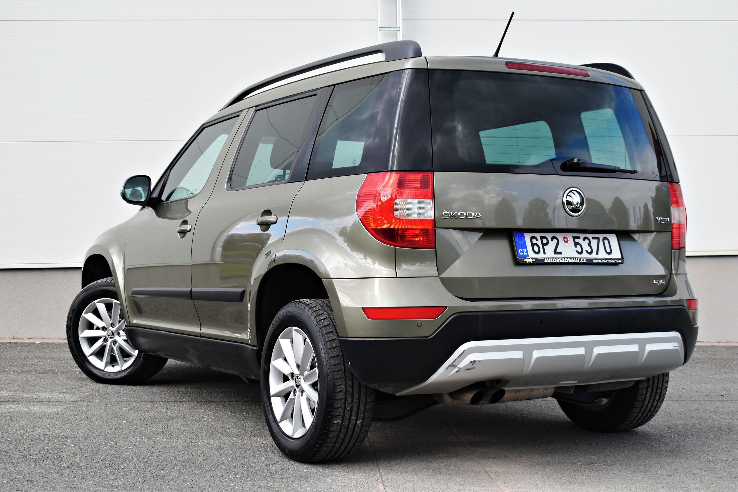 Škoda Yeti, 2.0 TDI 4x4 Outdoor ČR Výhřev - fotka 4