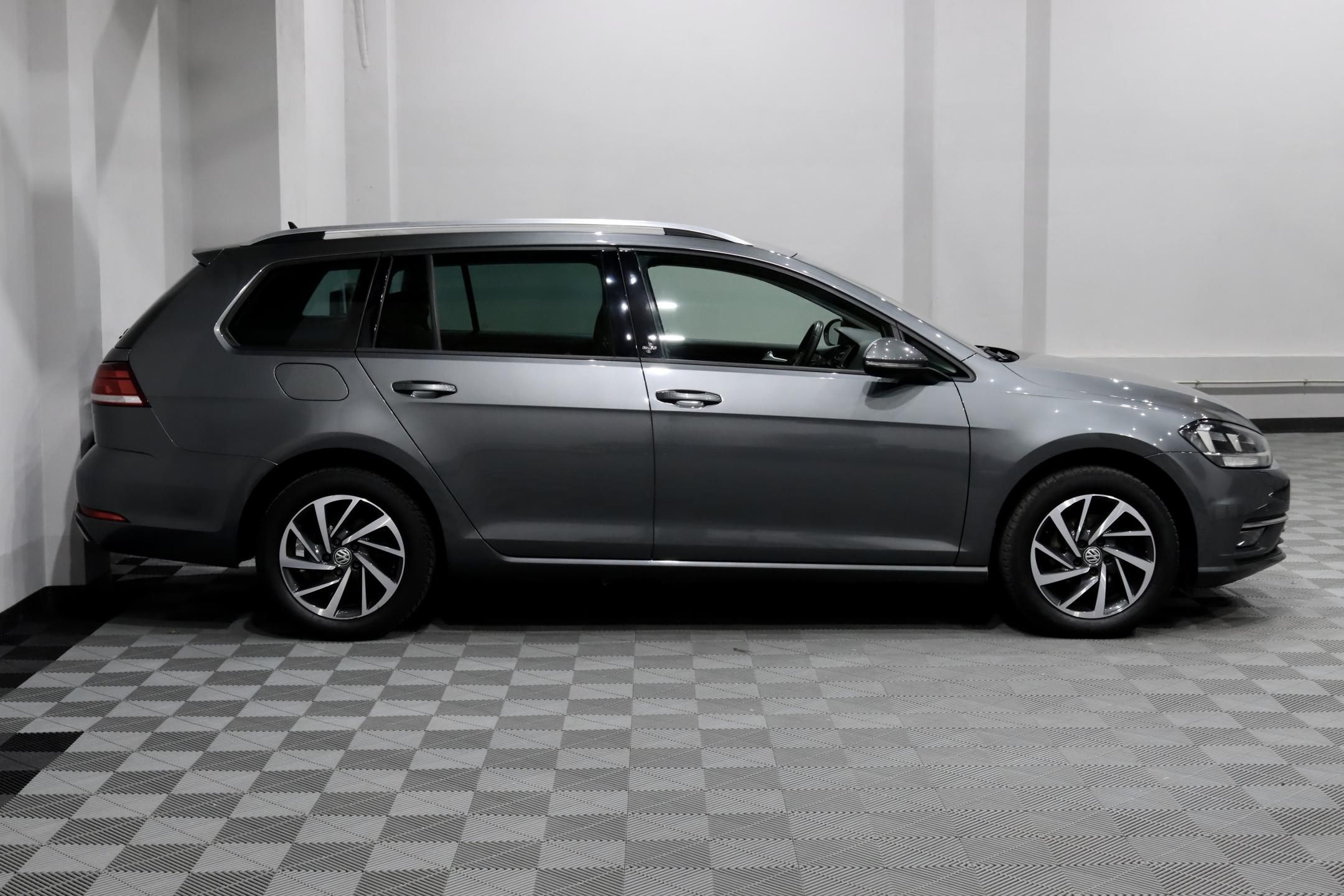 Volkswagen Golf, 7 FL Variant 1.4 TSI 92 kW DSG - fotka 4