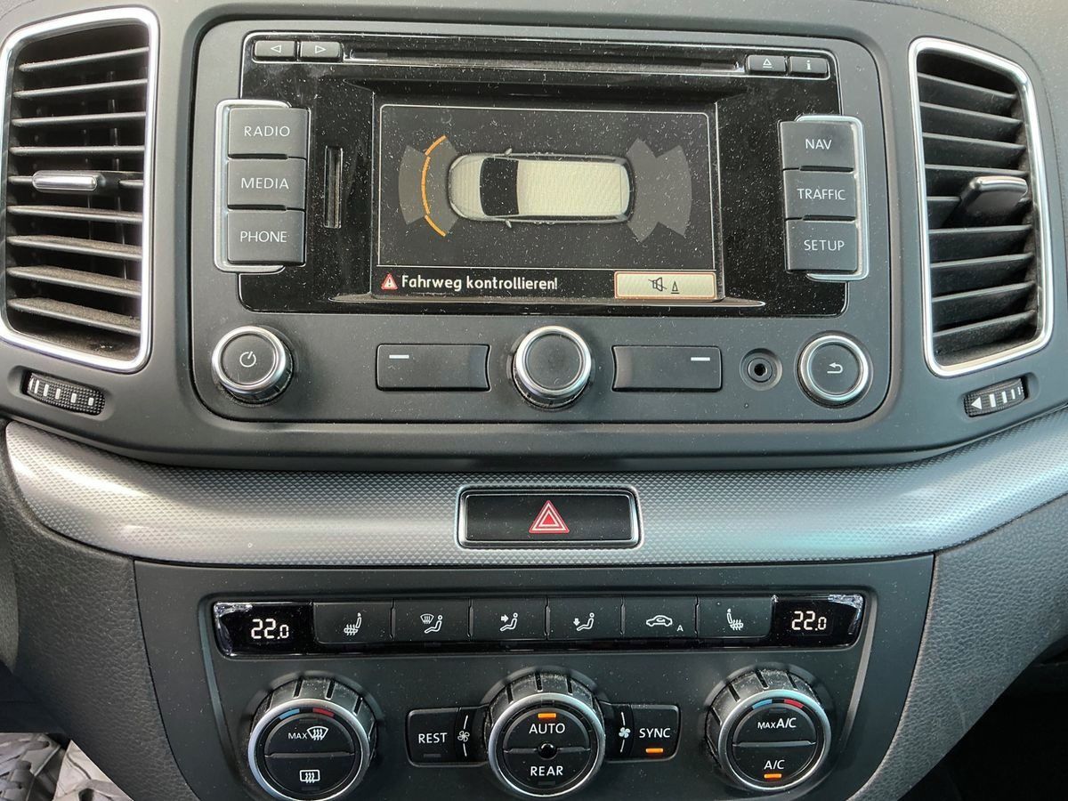 Volkswagen Sharan, 2.0Tdi 103KW TOP SERVIS JEN VW - fotka 4